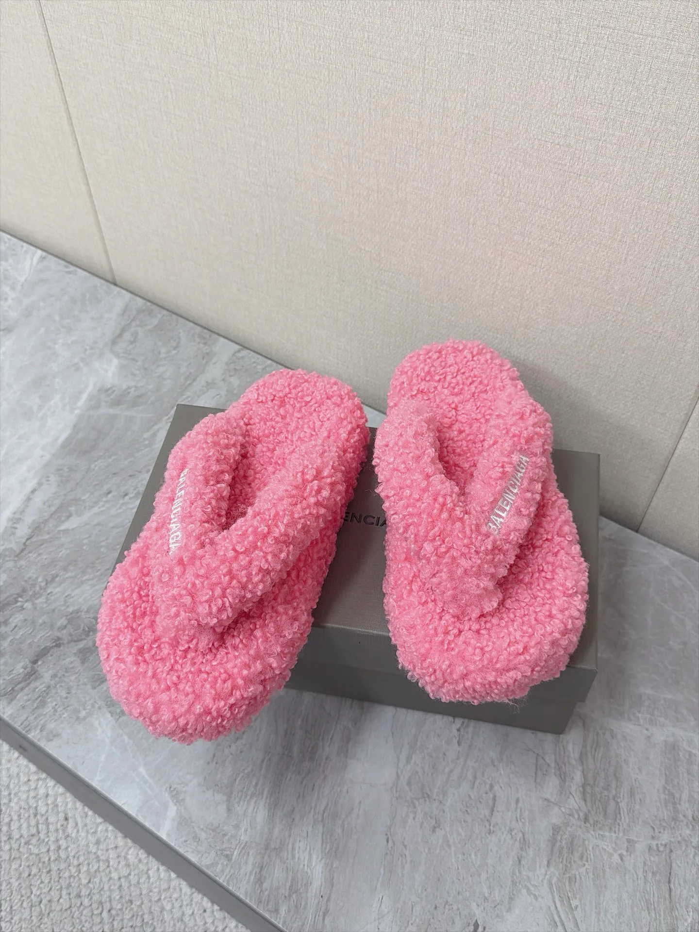 Шлепанцы Женские Balenciaga 18011838