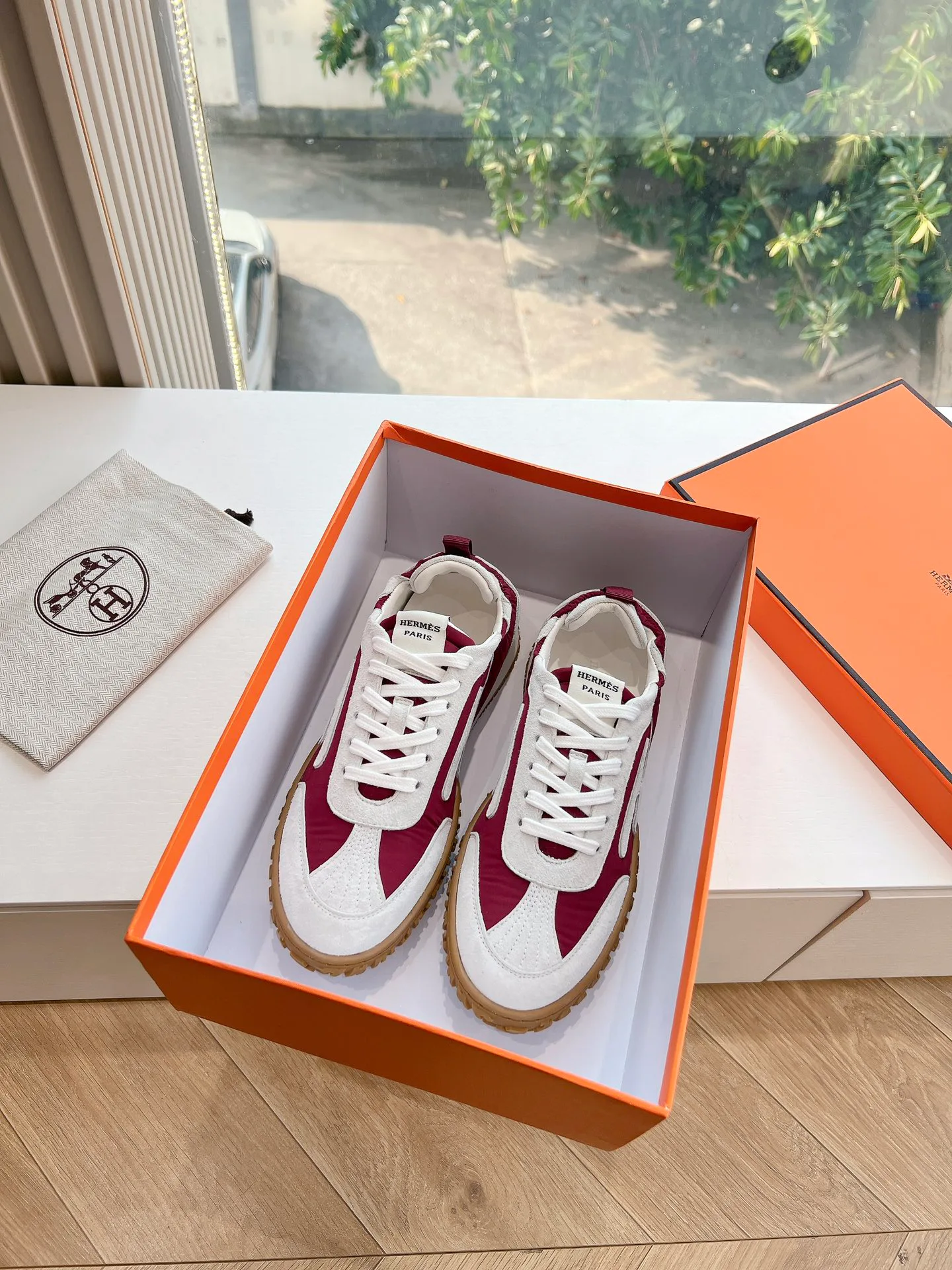 Кроссовки Женские Hermes 11014216