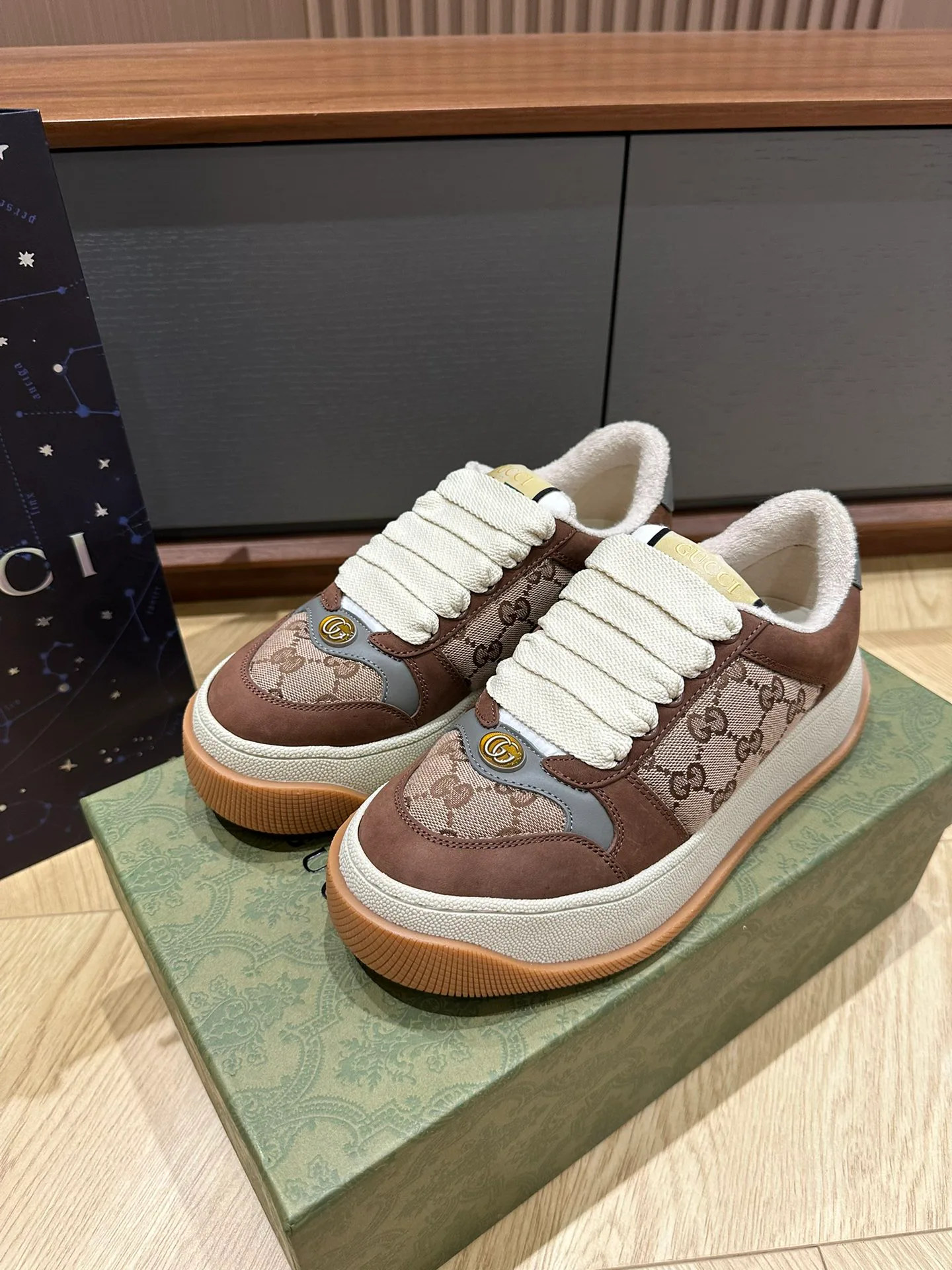 Кроссовки Женские Gucci 1331227