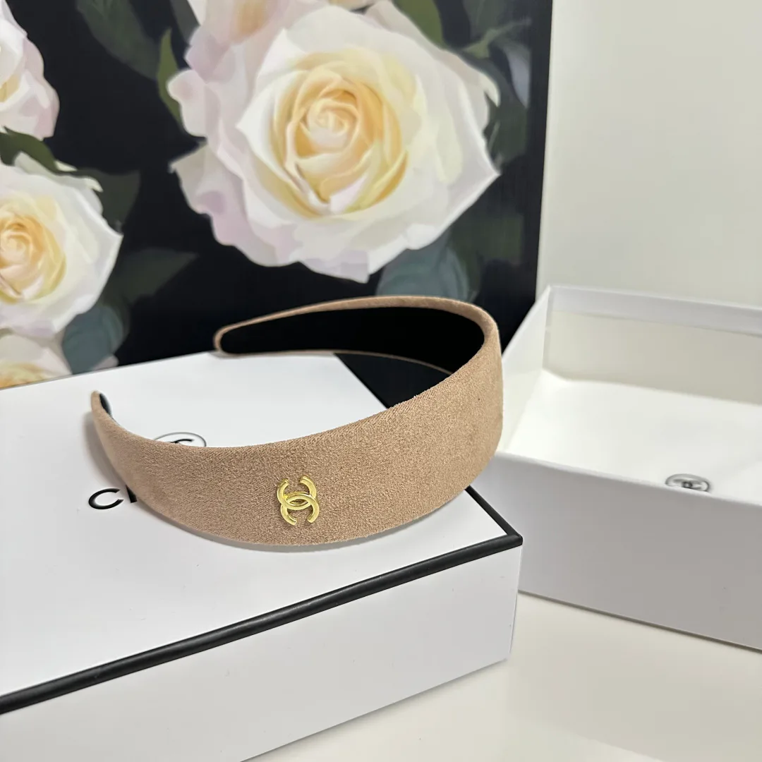 Головные Уборы Chanel 11469202