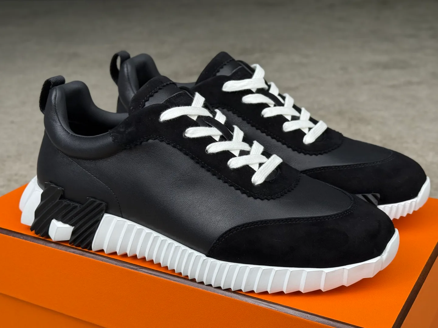 Кроссовки Женские Hermes 72581