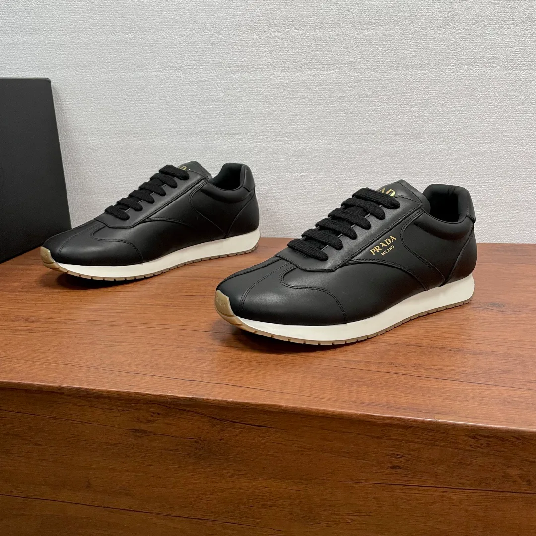 Кроссовки Мужские Prada 11426378