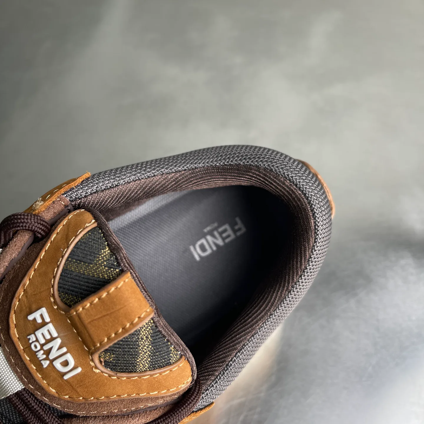 Кроссовки Мужские Fendi 9464405