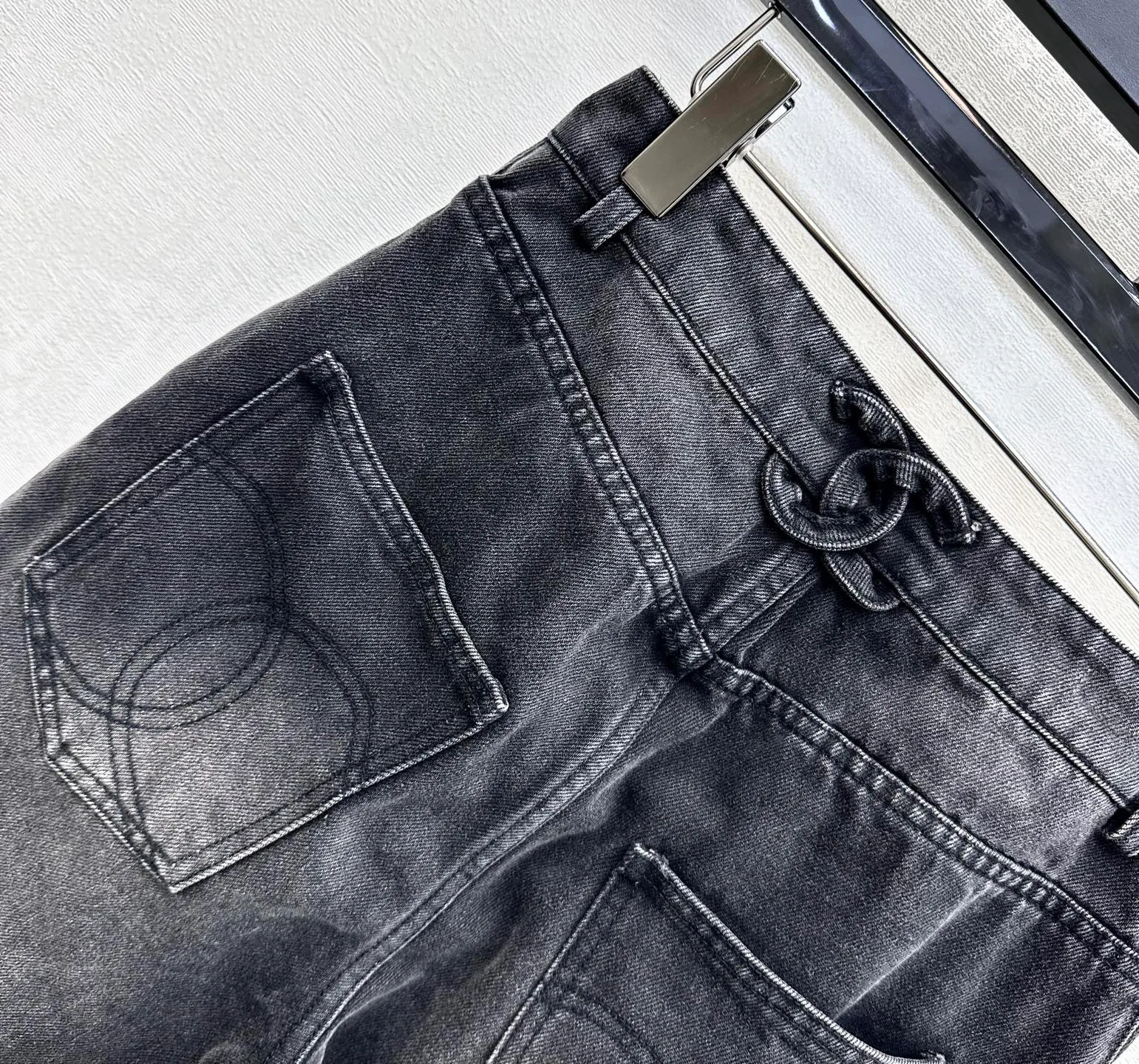 Джинсы Женские Chanel 11620995