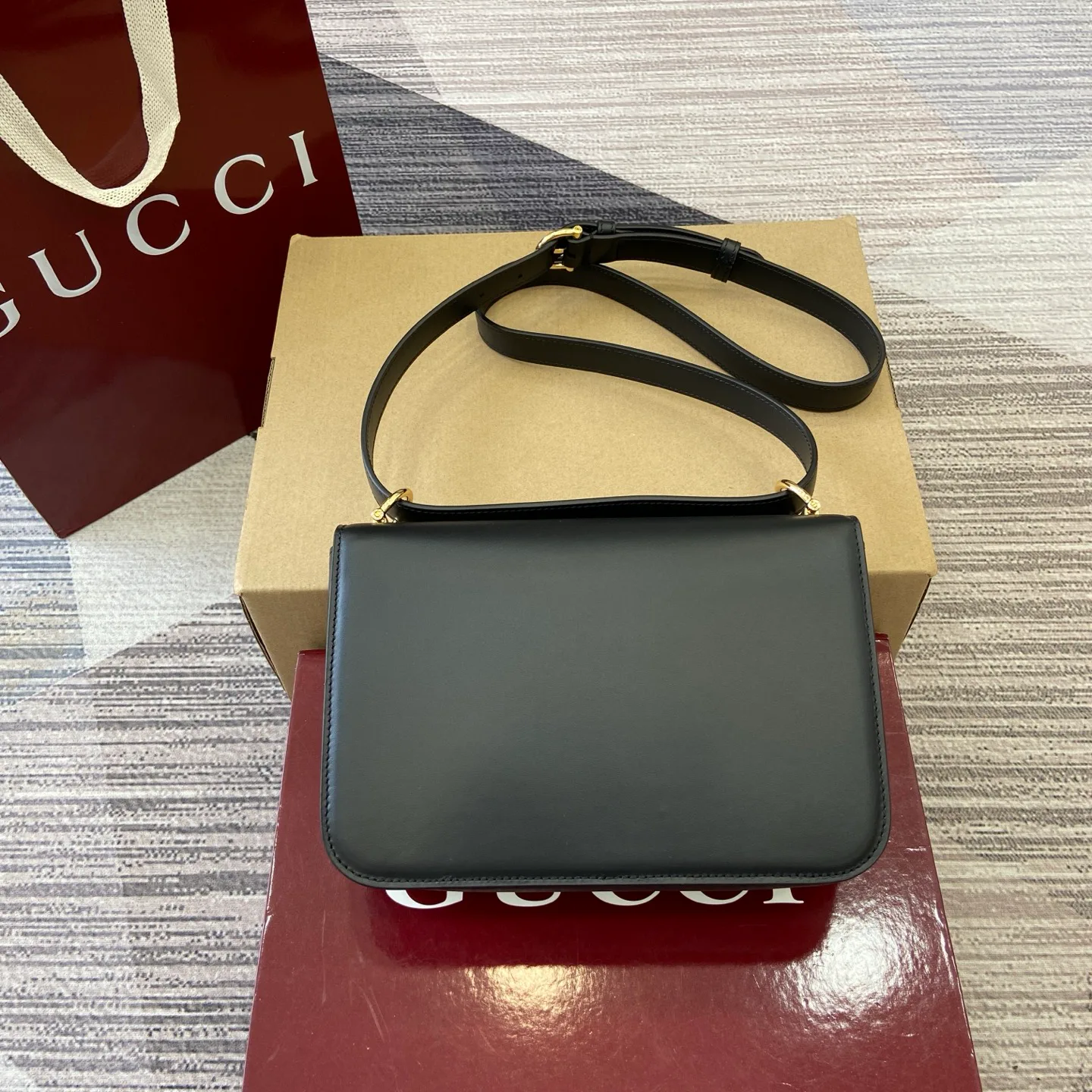 Сумки На Ремне Женские Gucci 691329