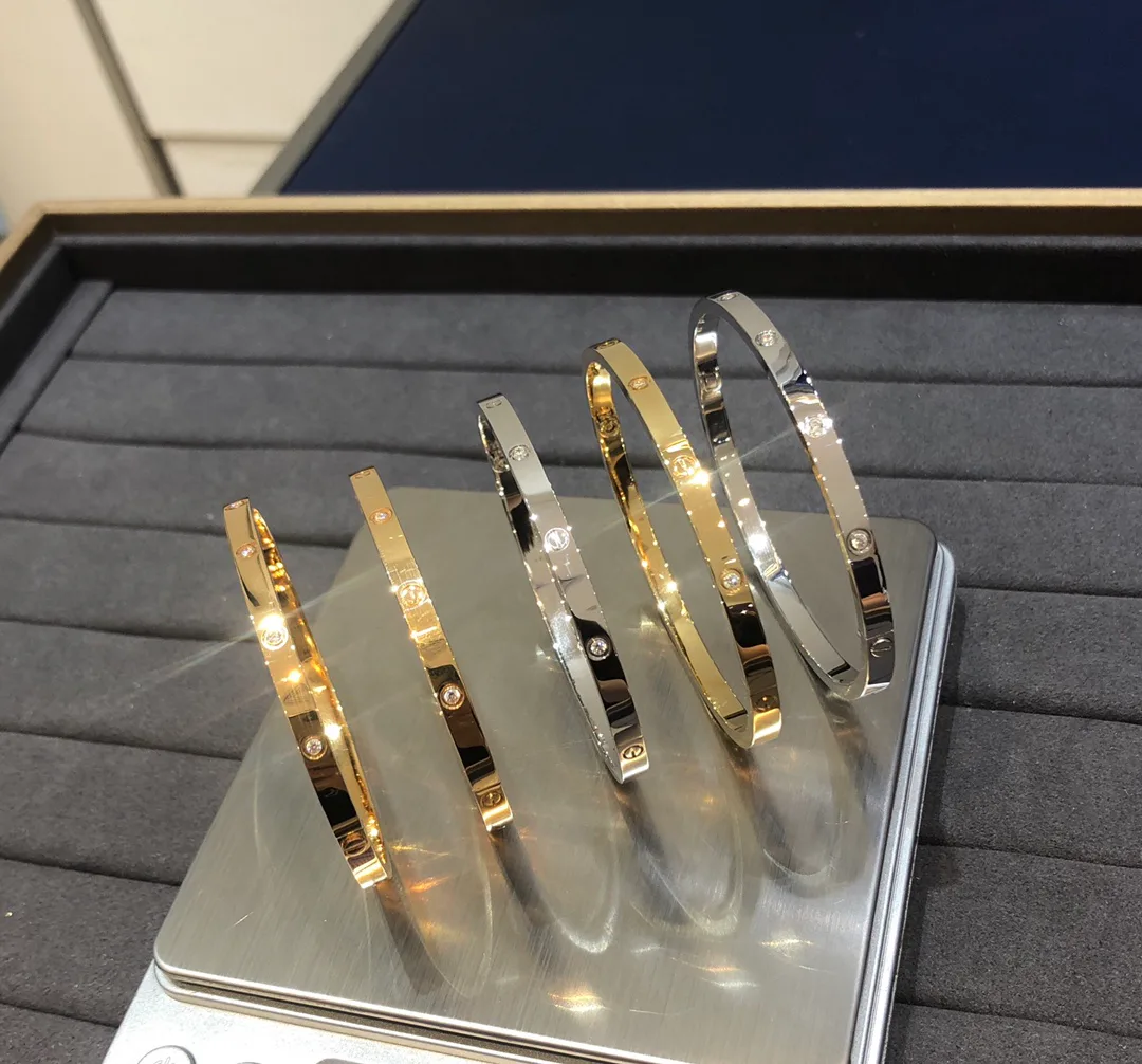 Бижутерия Cartier 17016889