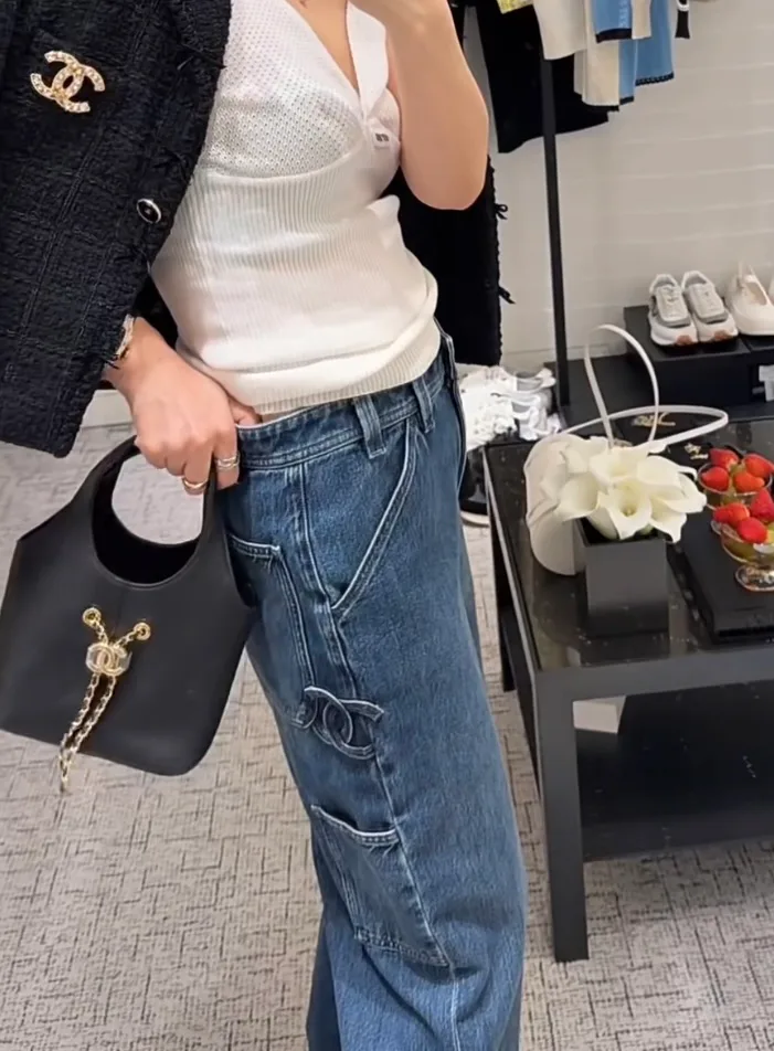 Джинсы Женские Chanel 10234565