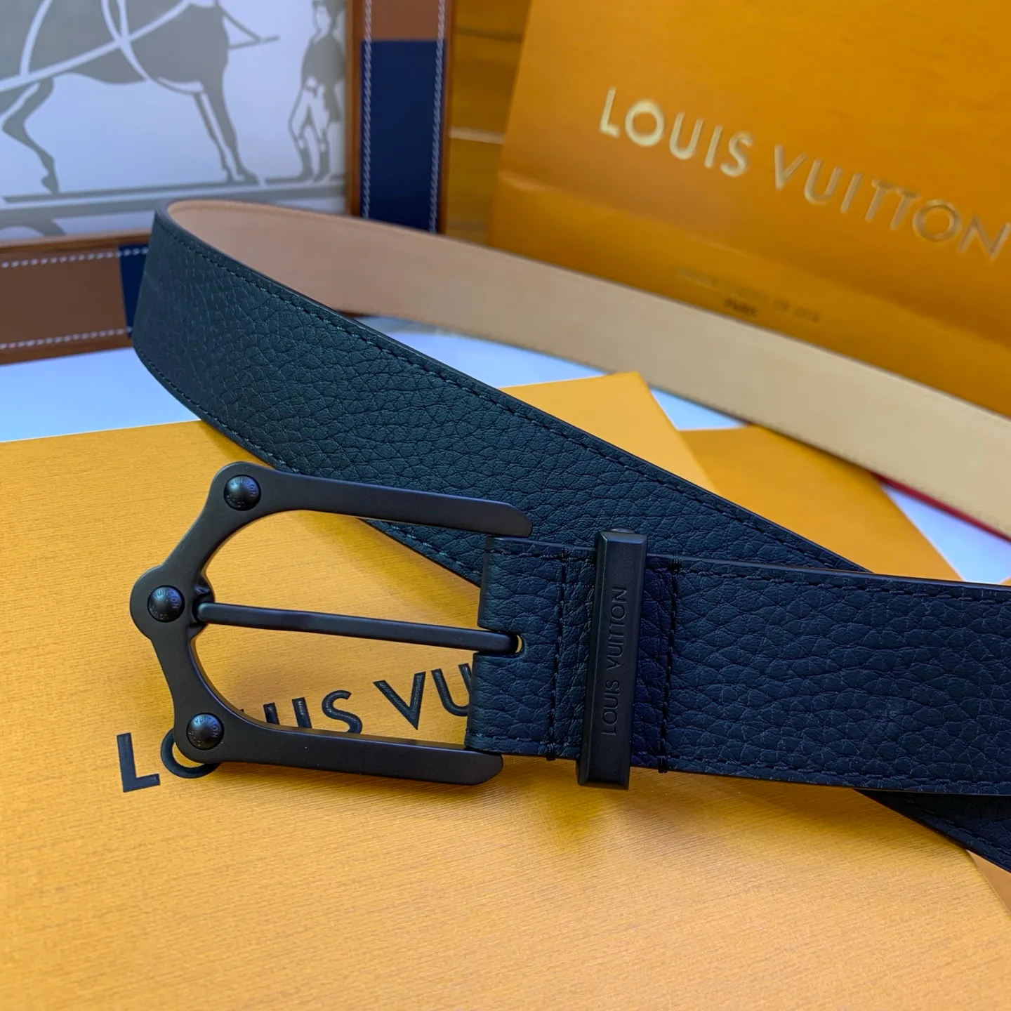 Ремни Louis Vuitton 17638918