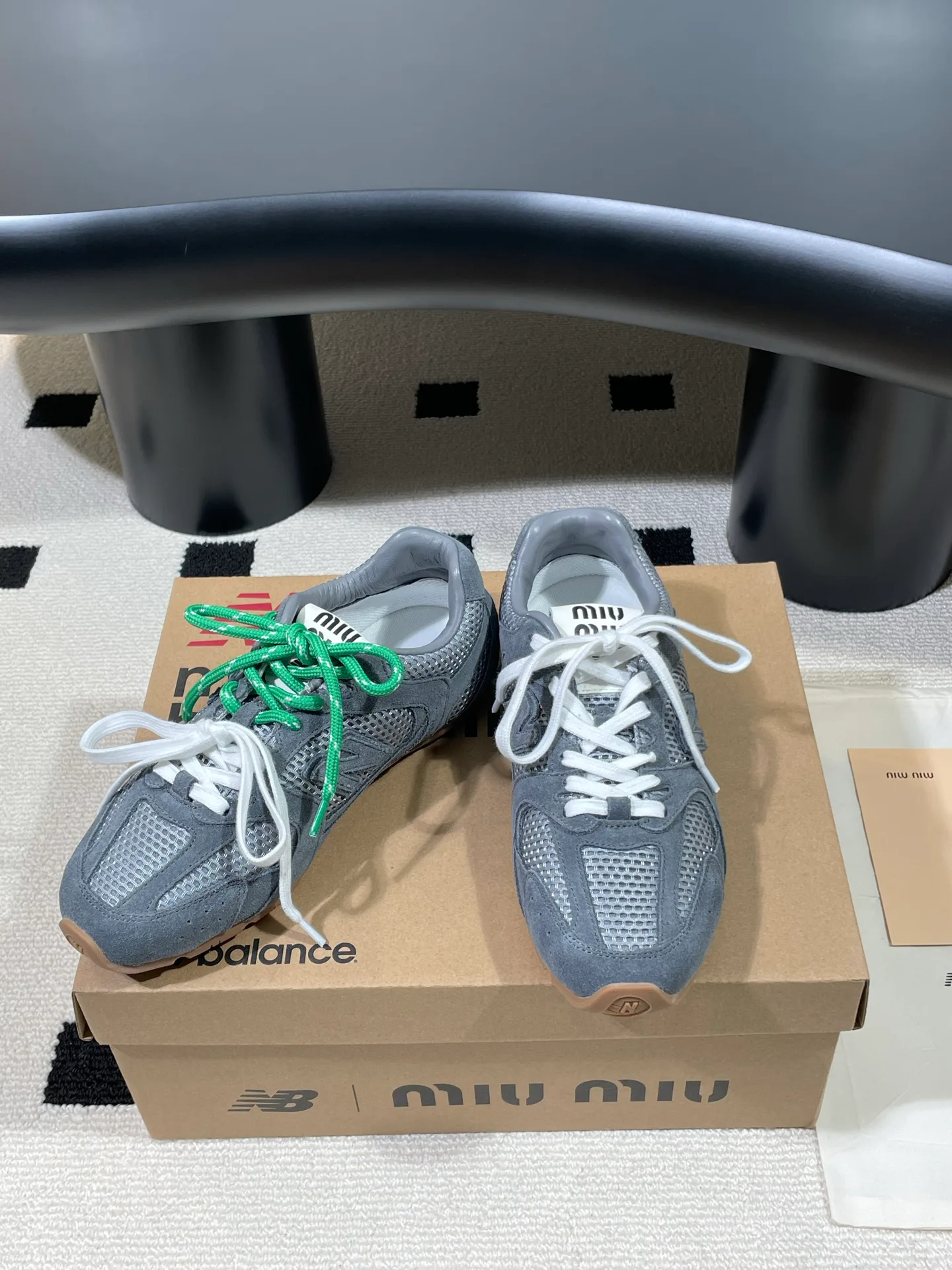 Кроссовки Женские Miu Miu 177406