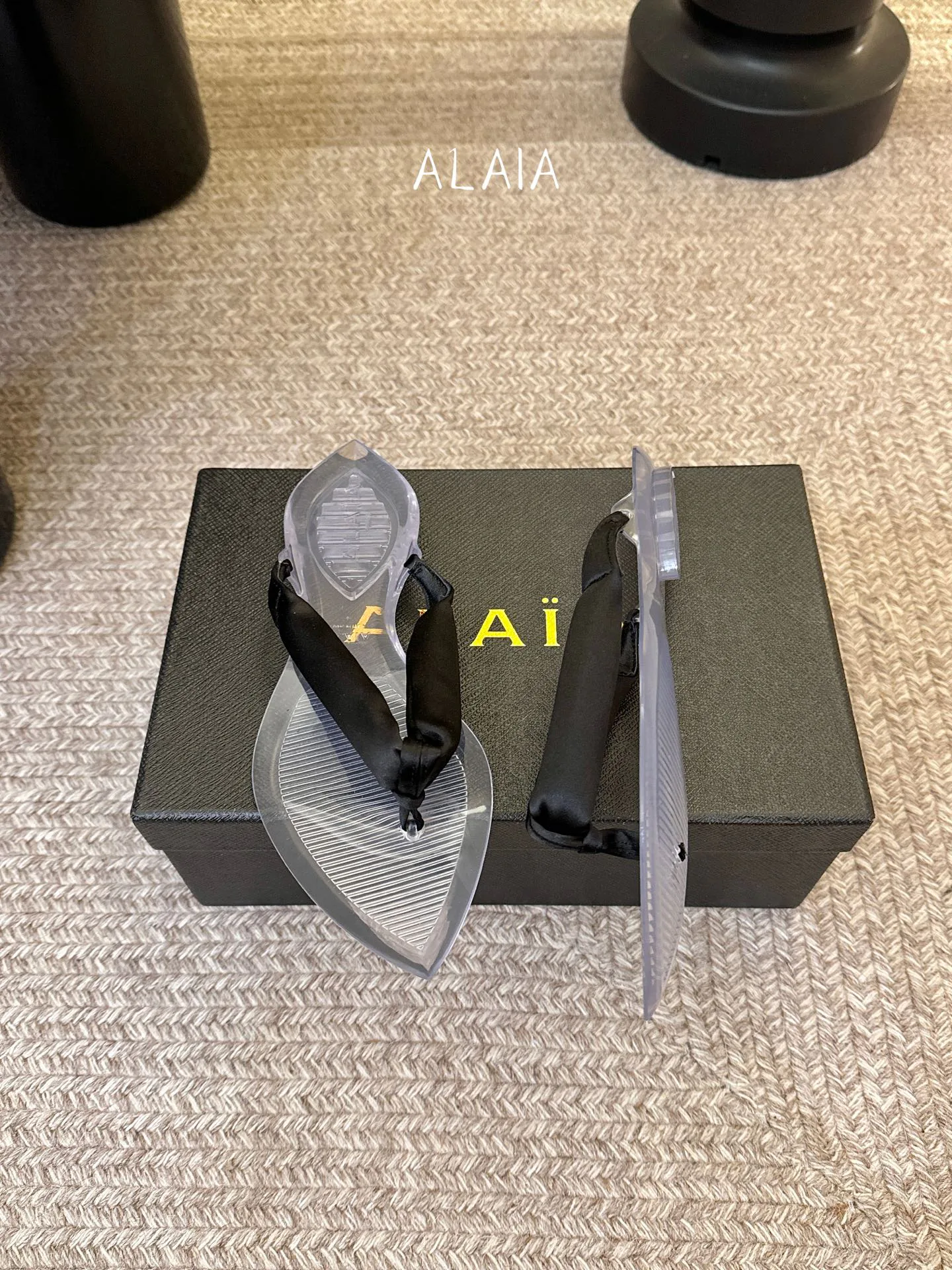 Шлепанцы Женские Alaia 13321052