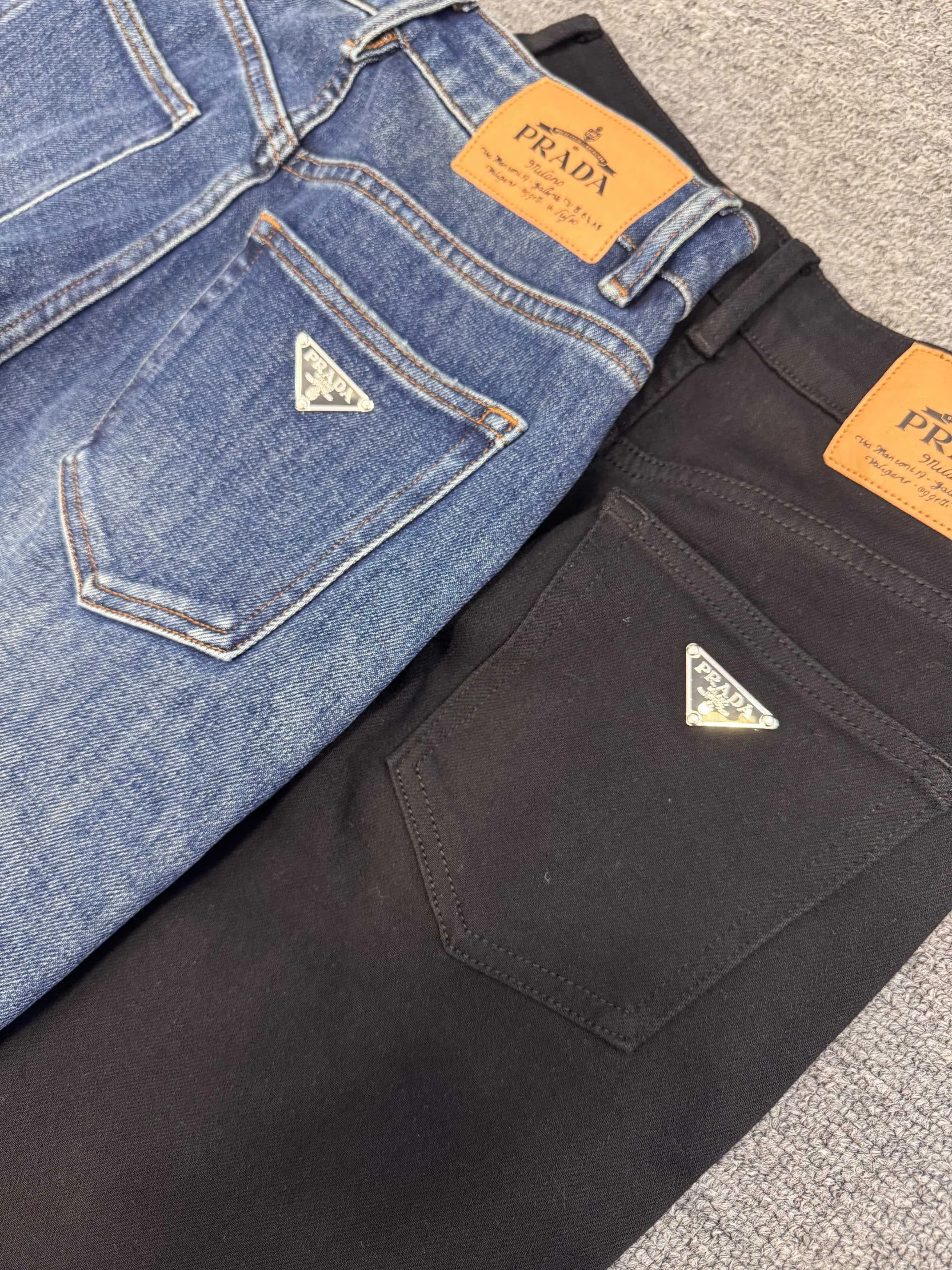 Джинсы Женские Prada 18779082