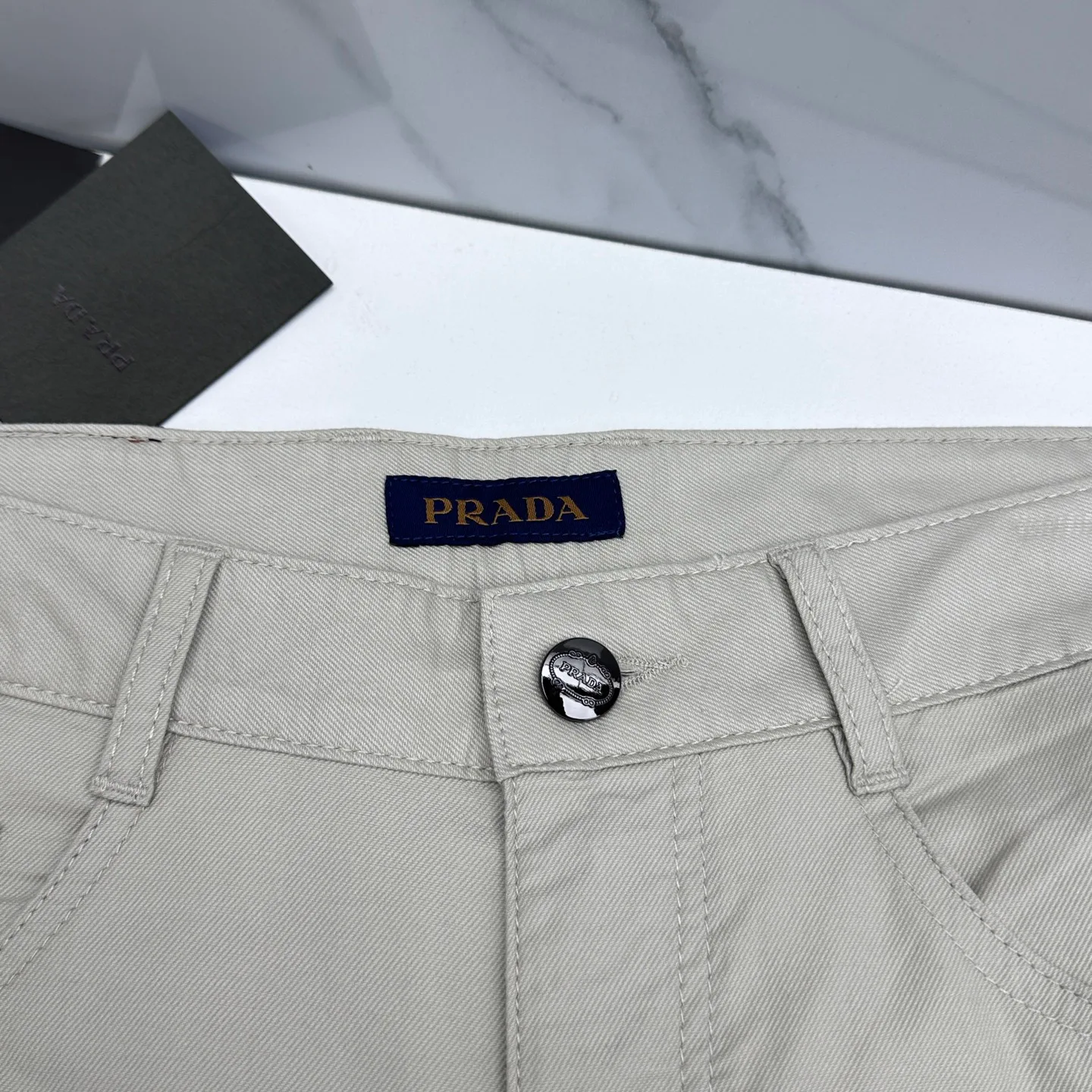 Брюки Мужские Prada 13118892
