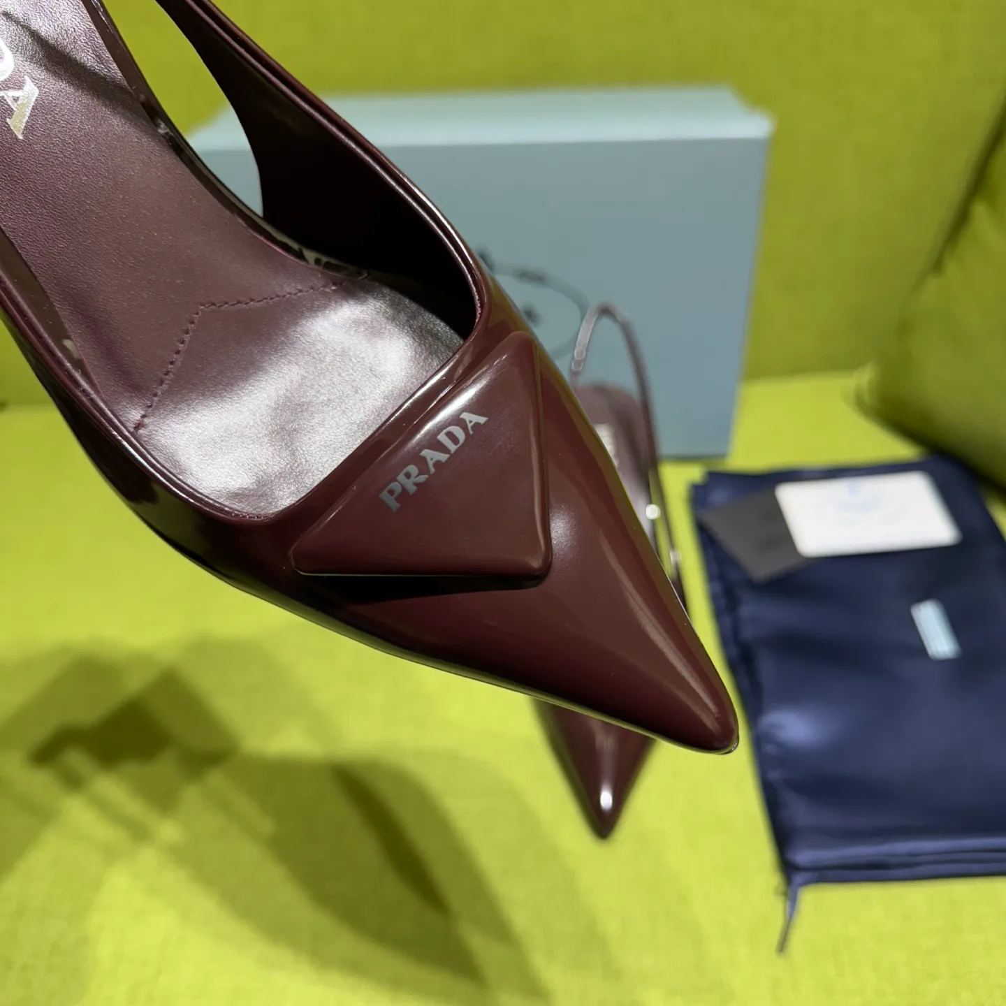 Туфли Женские Prada 10481111