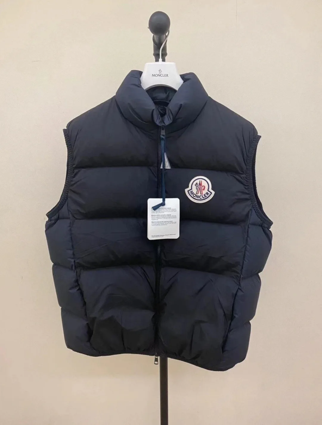 Жилеты Женские Moncler 18007561