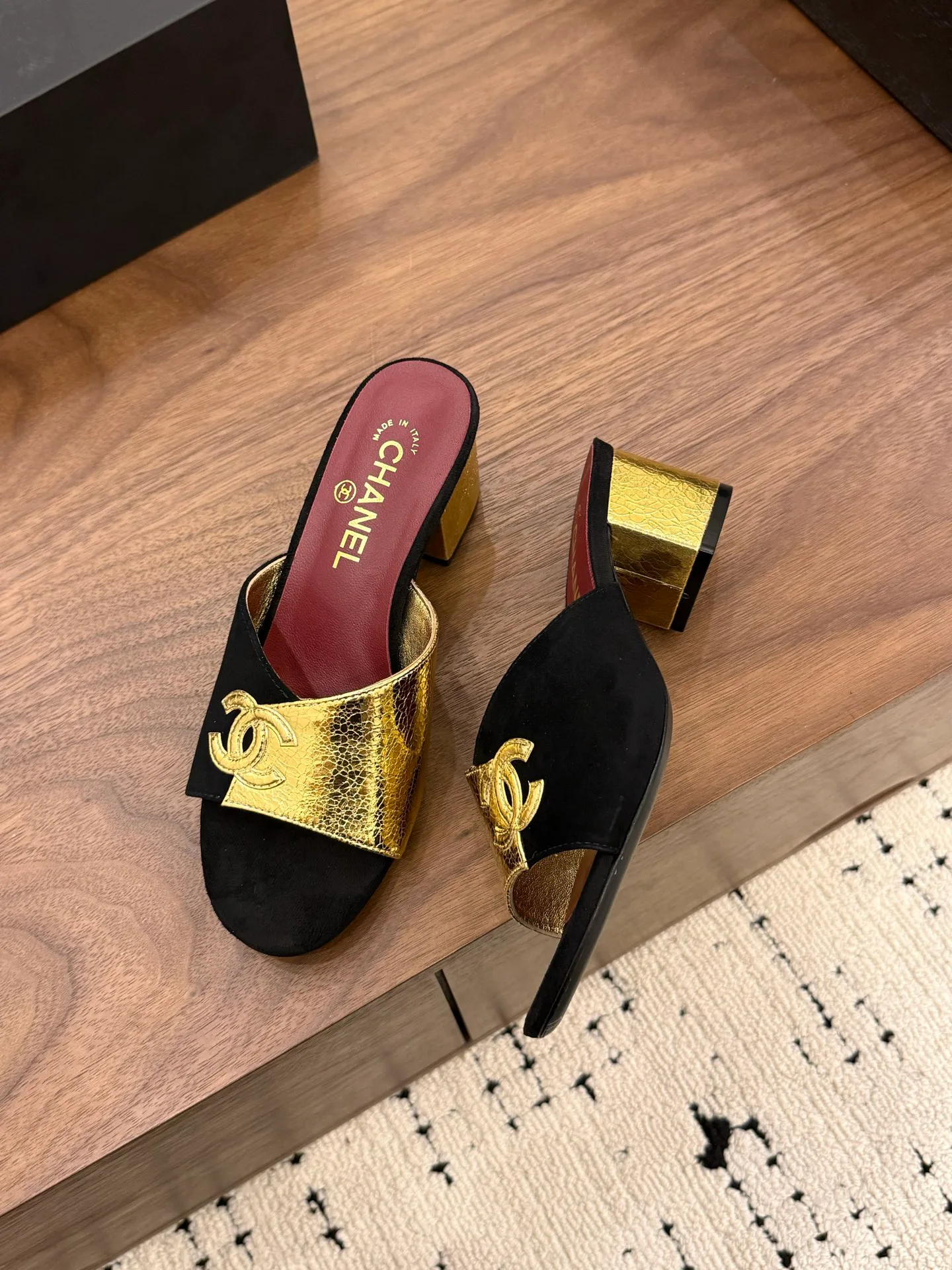 Туфли Женские Chanel 11898546