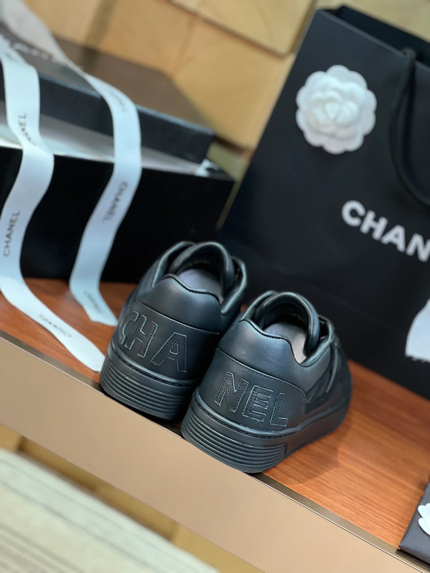 Кроссовки Женские Chanel 1021201