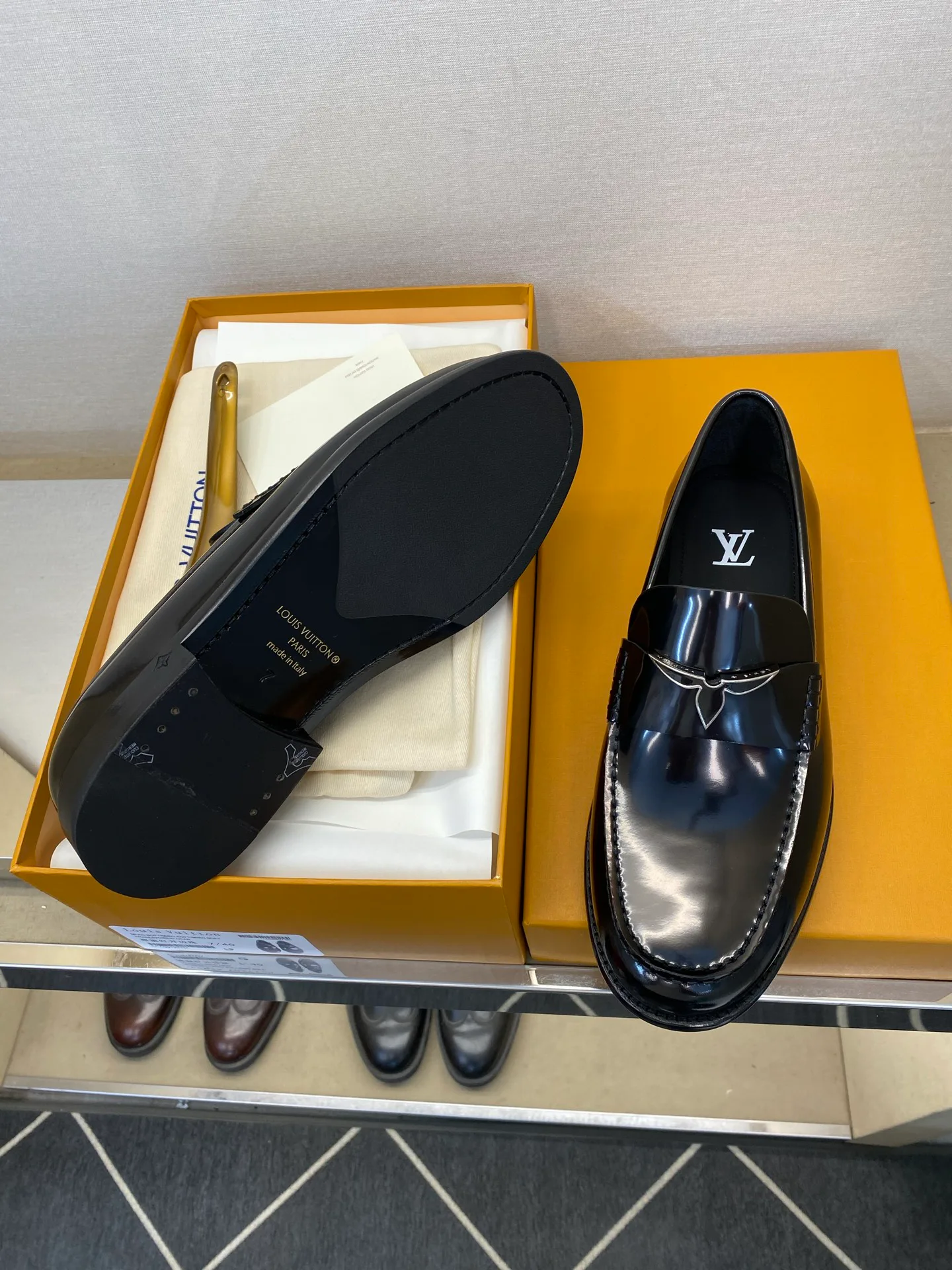 Лоферы И Туфли Мужские Louis Vuitton 18079154