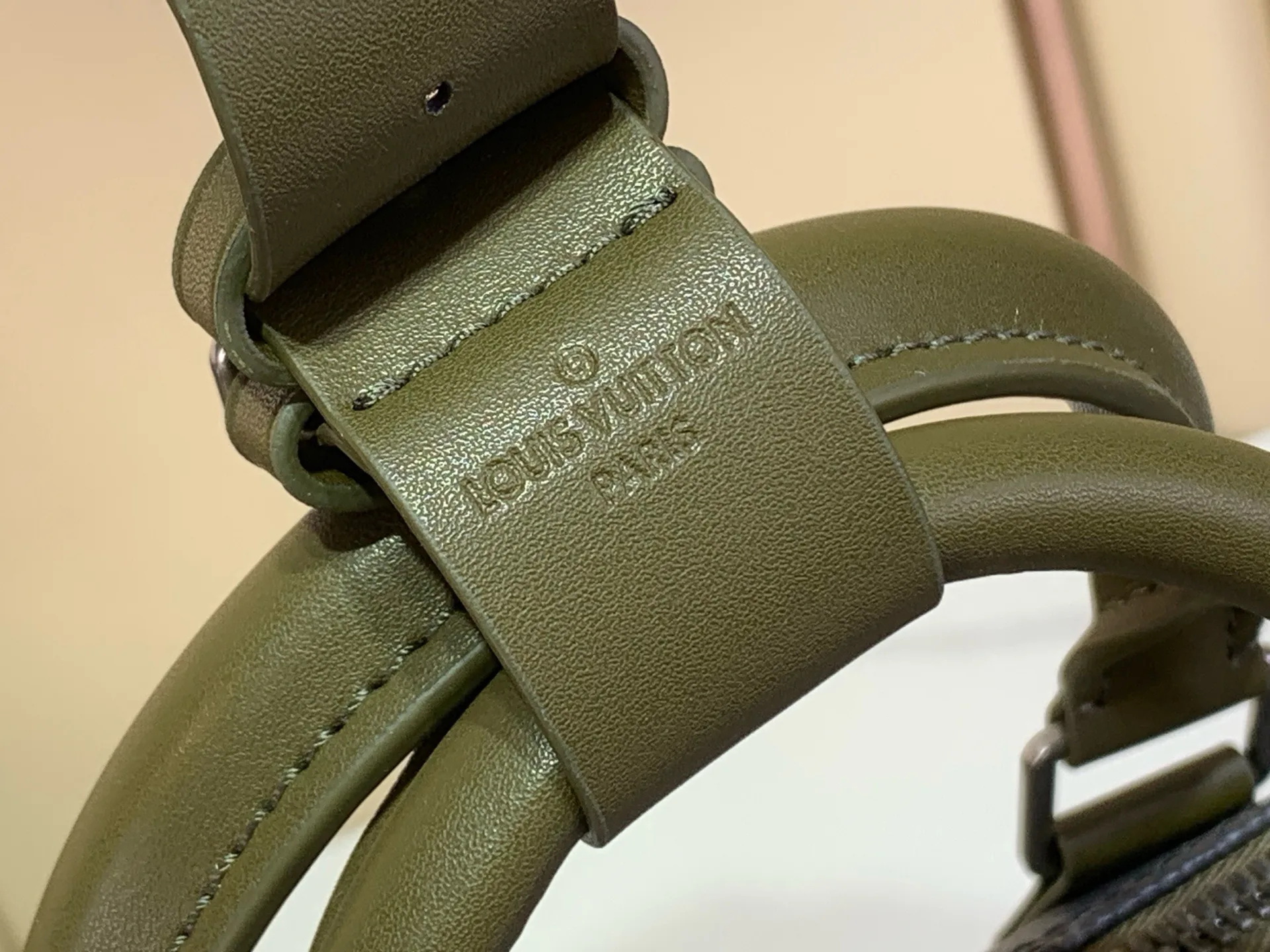 Дорожные Сумки Женские Louis Vuitton 17499391