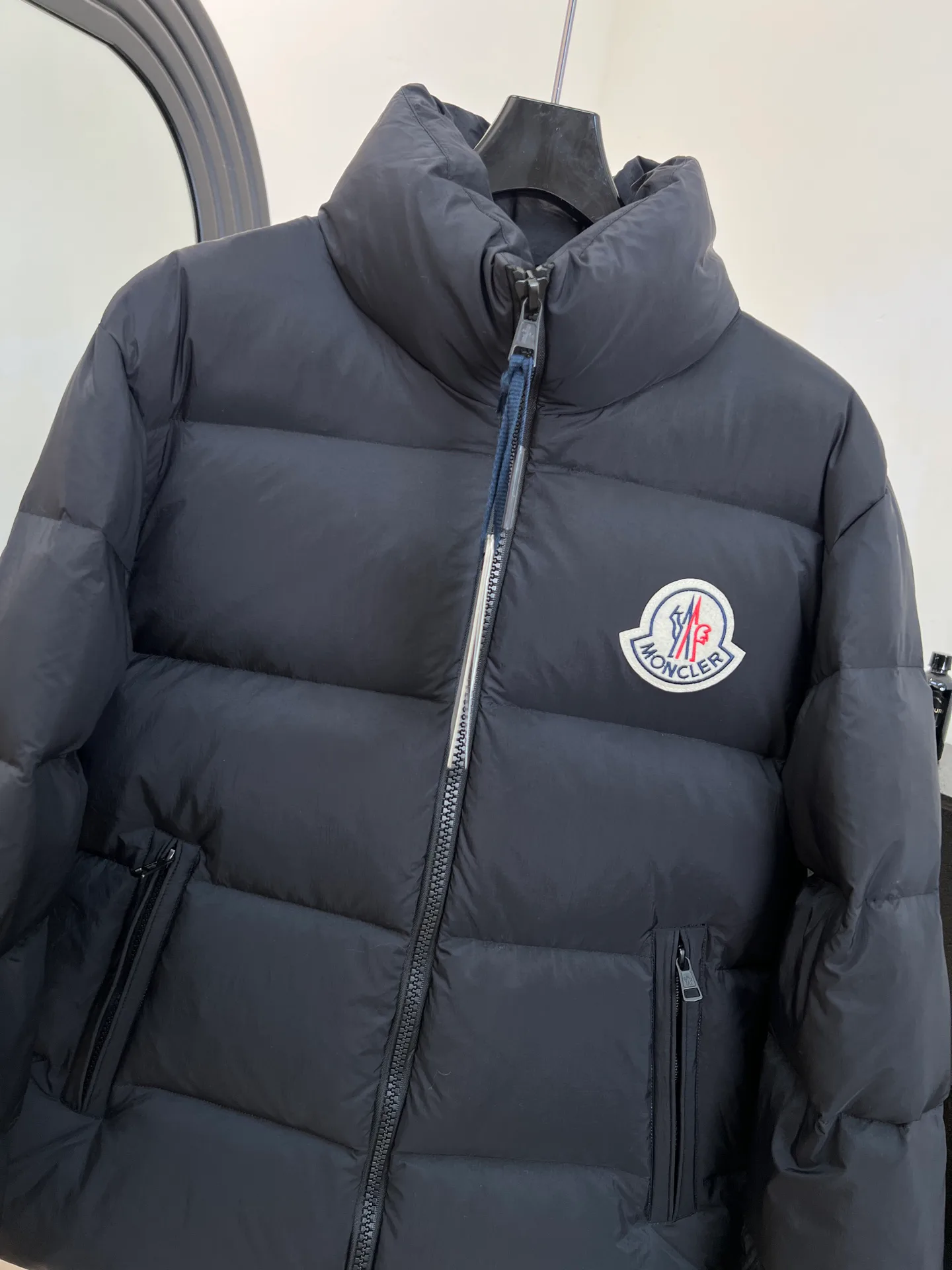 Куртки И Пуховики Женские Moncler 852416