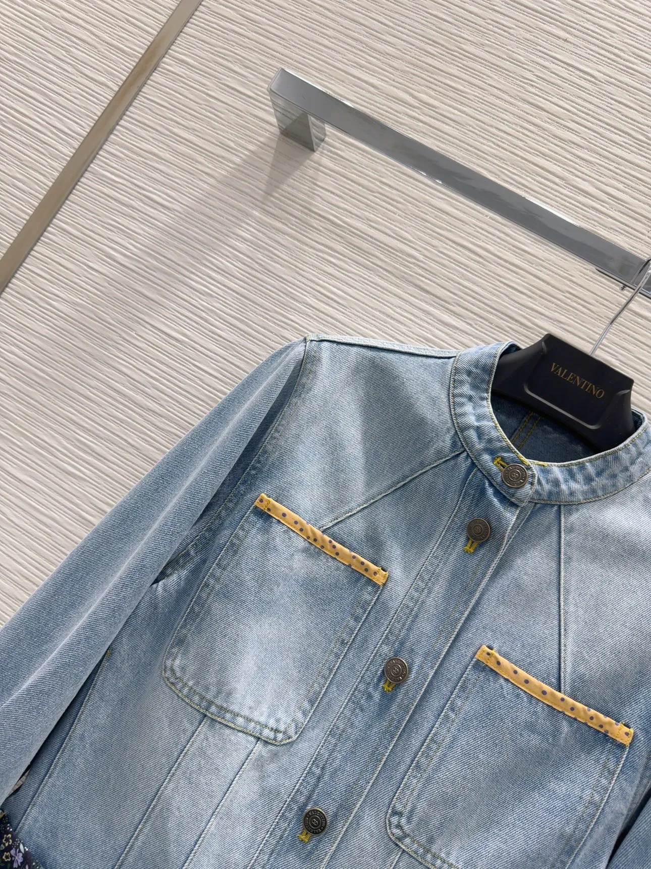 Куртки И Пуховики Женские Valentino 3853960