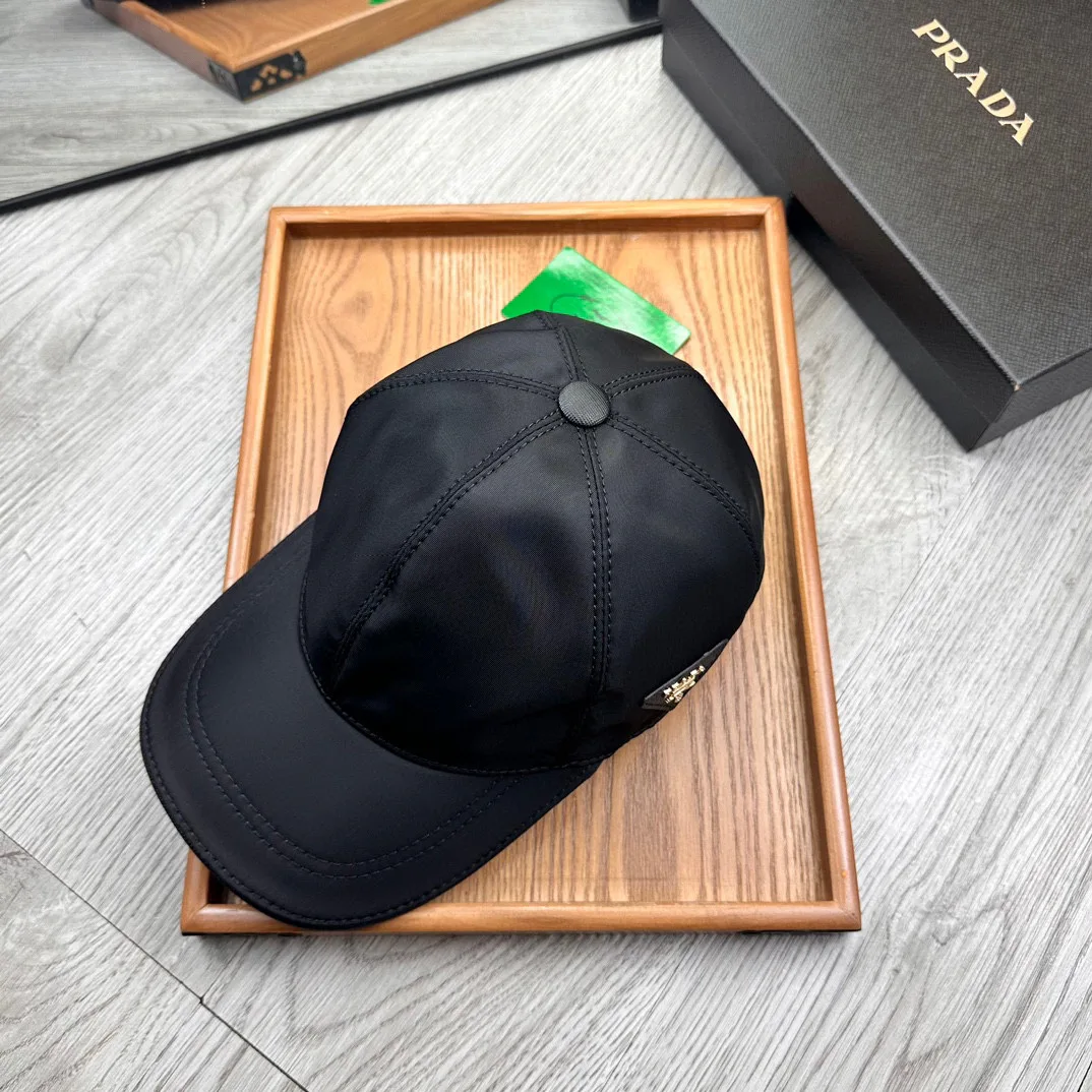 Головные Уборы Prada 12882085