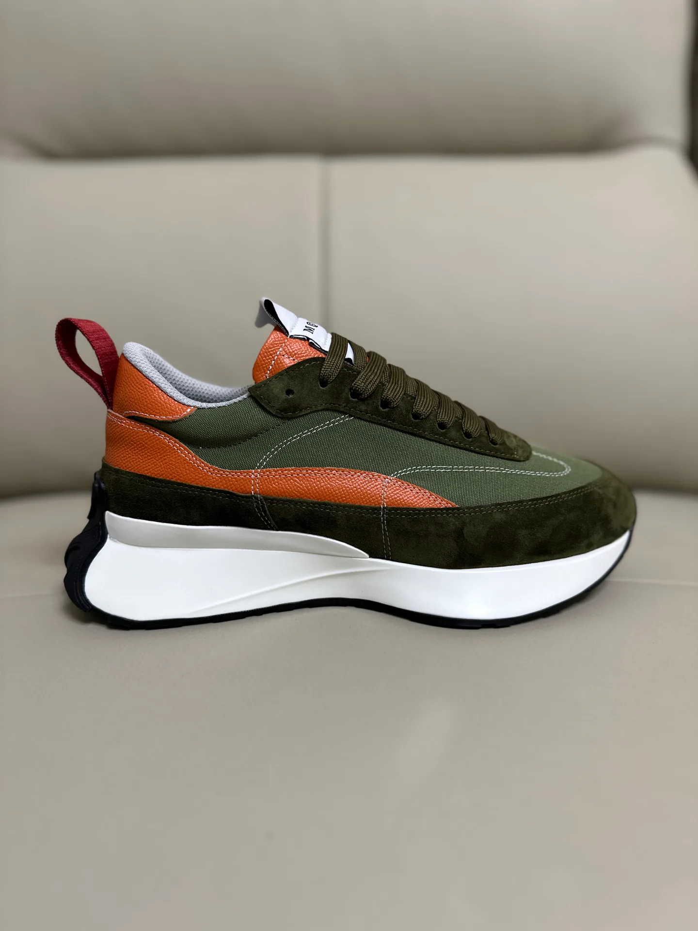 Кроссовки Женские Alexander Mcqueen 18616740