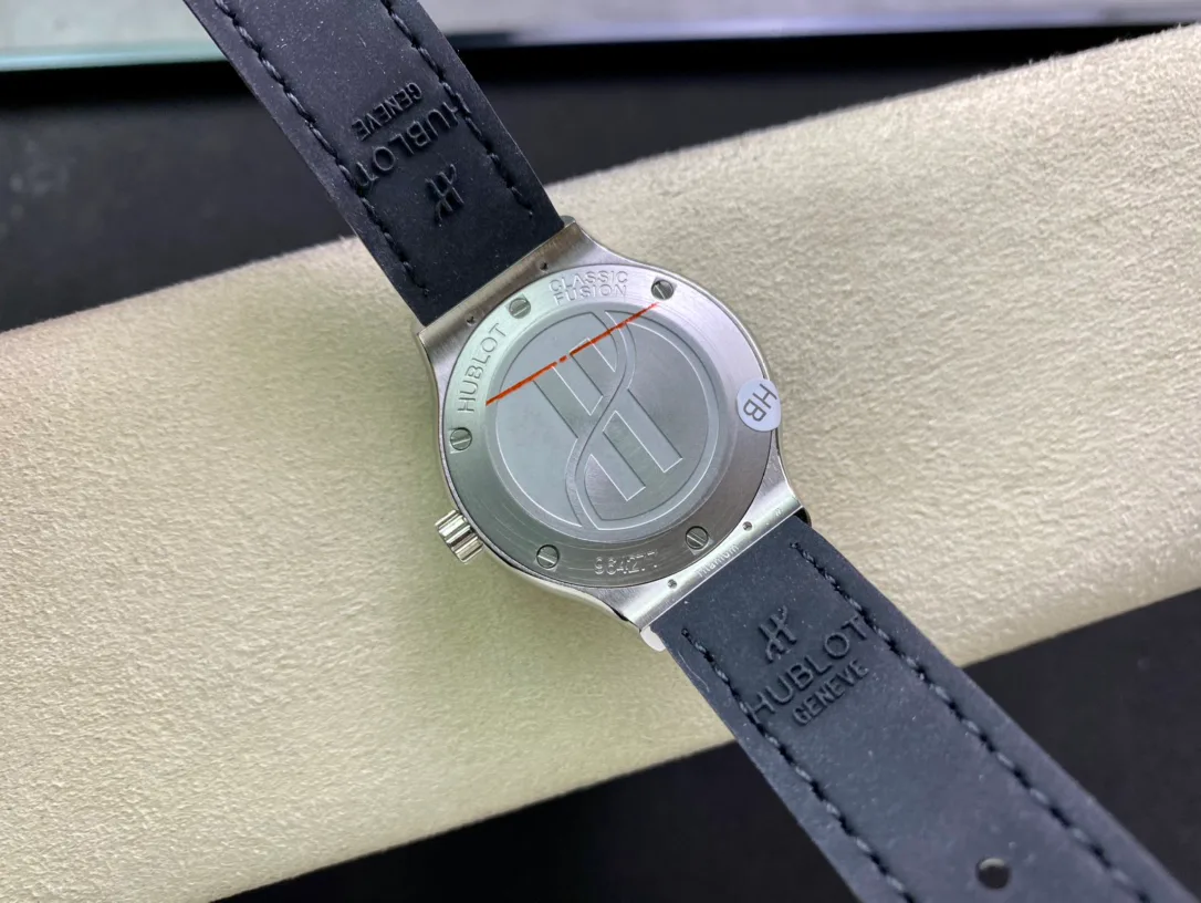 Часы Женские Hublot 17629724