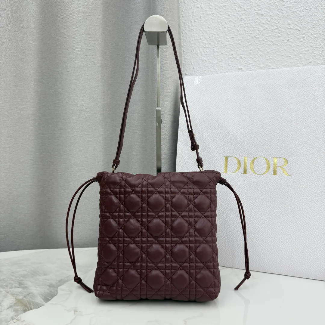 Классические Сумки Женские Christian Dior 12594817