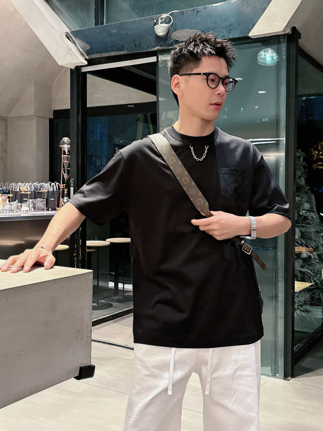 Футболки Мужские Louis Vuitton 9465230