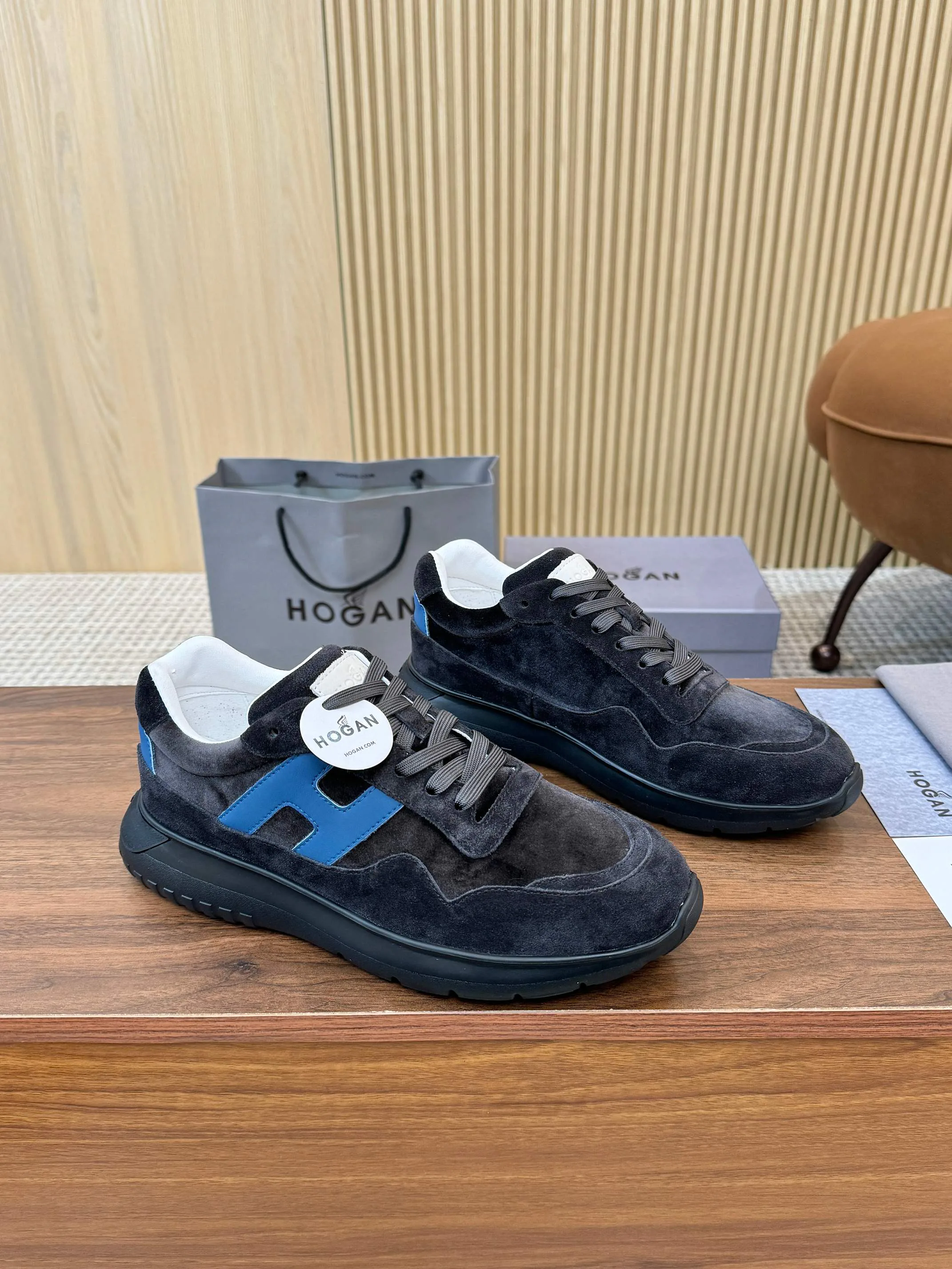 Кроссовки Женские Hogan 12835345