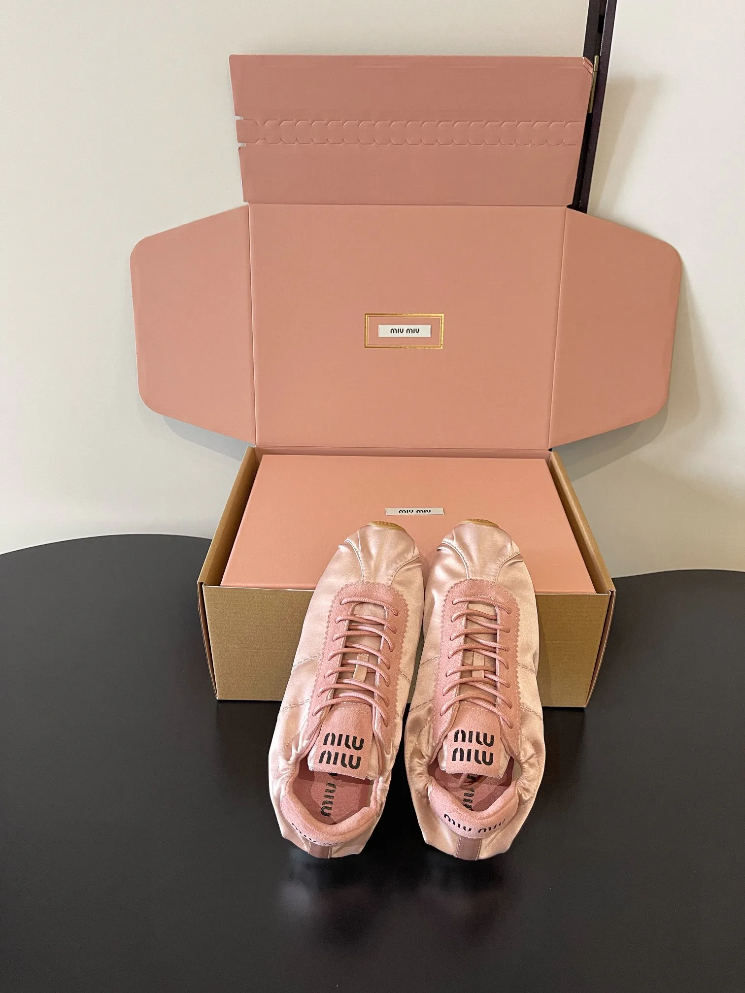 Кроссовки Женские Miu Miu 10654997