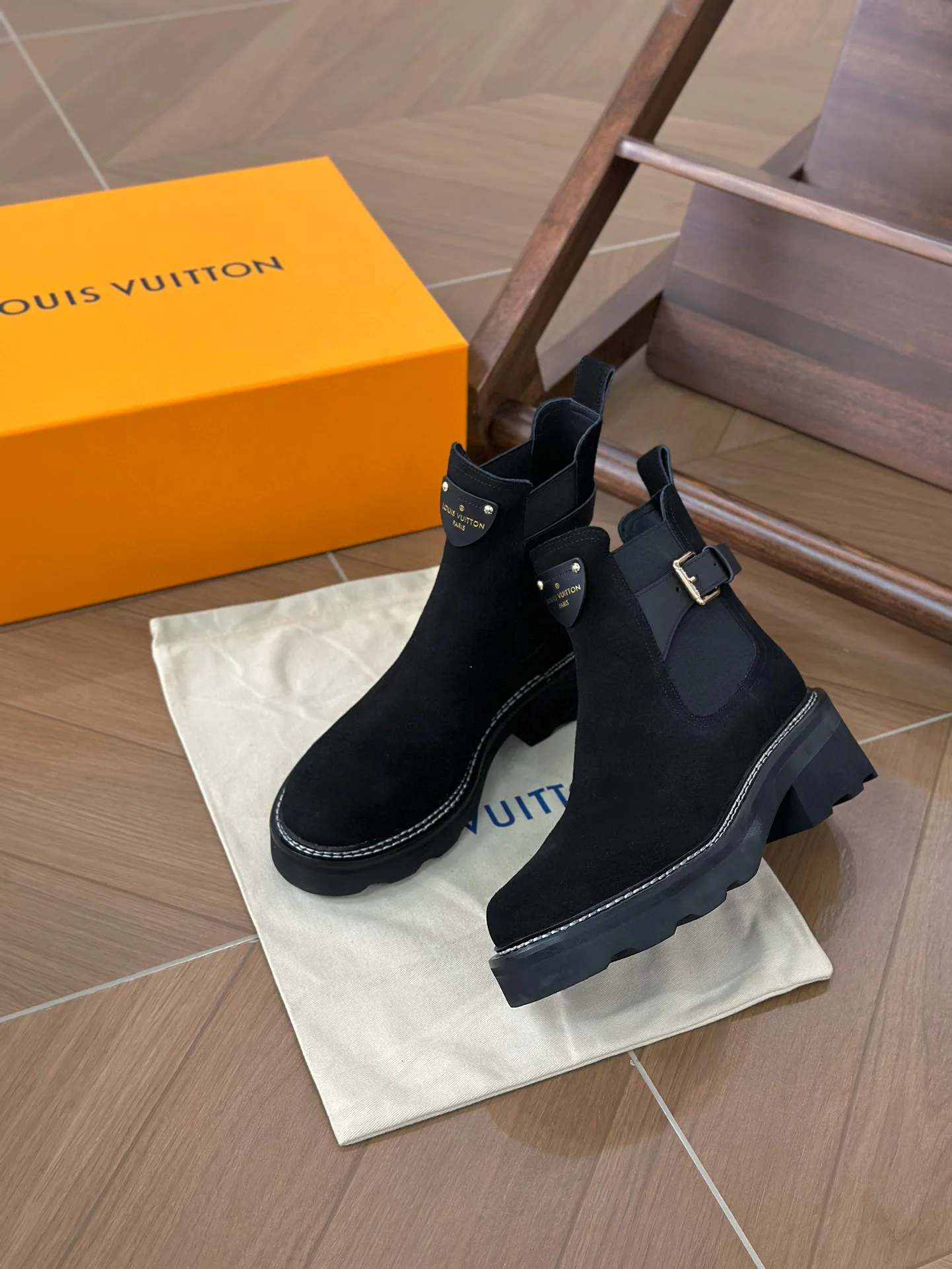 Ботинки Женские Louis Vuitton 5295257