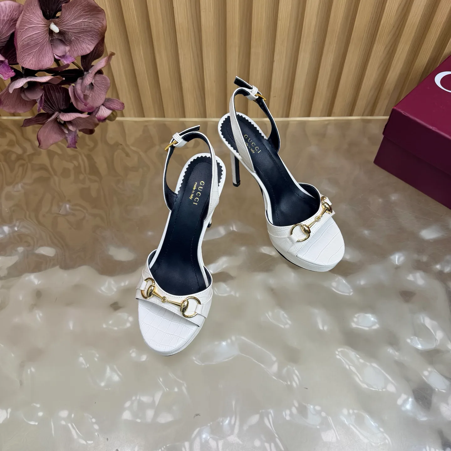 Босоножки Женские Gucci 17467489