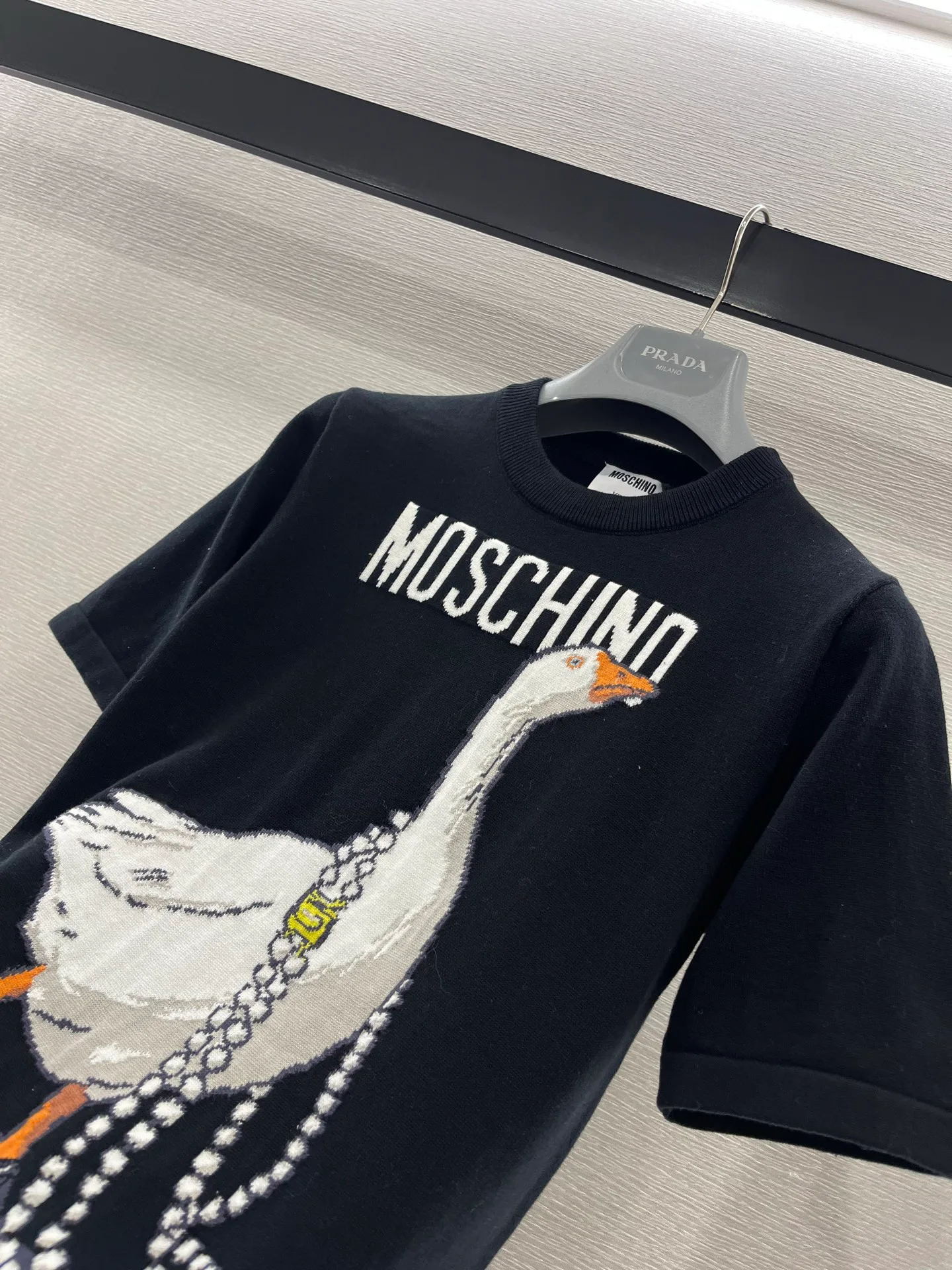 Футболки Женские Moschino 1352054