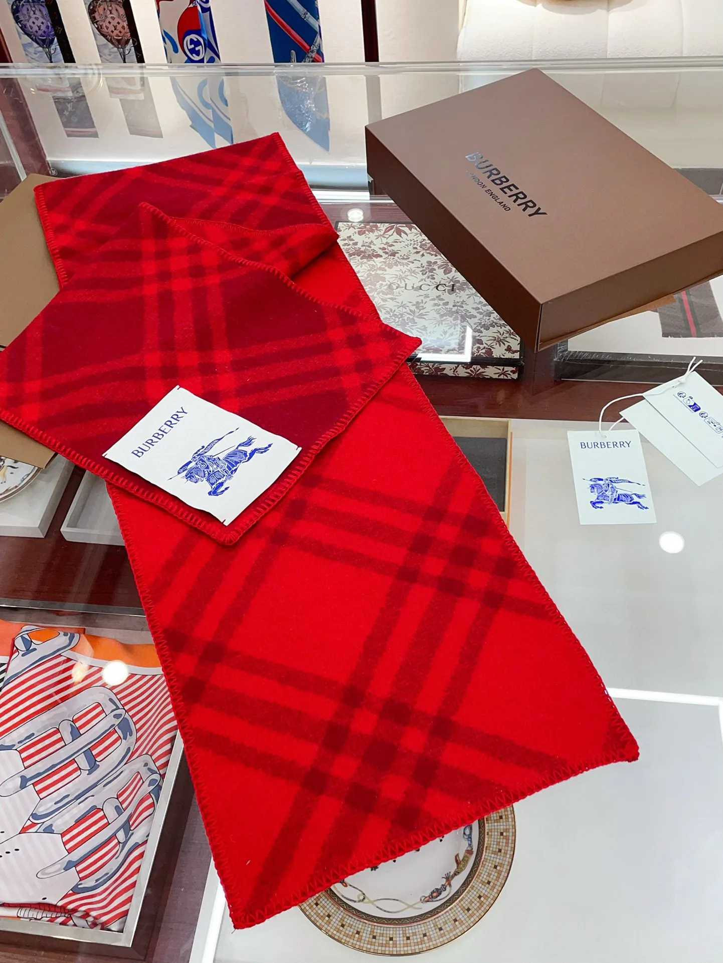 Шарфы Burberry 136865