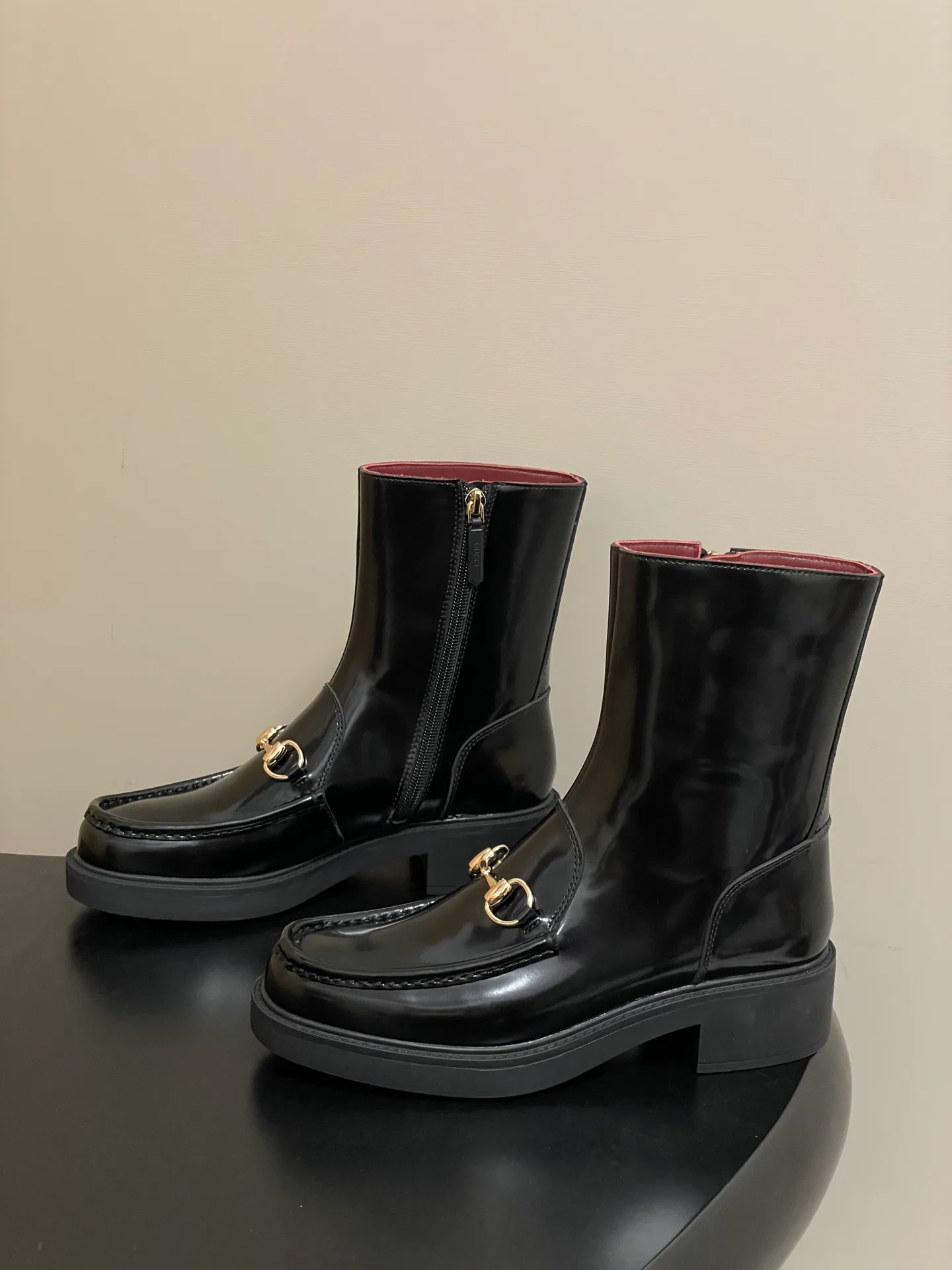 Ботинки Женские Gucci 725592