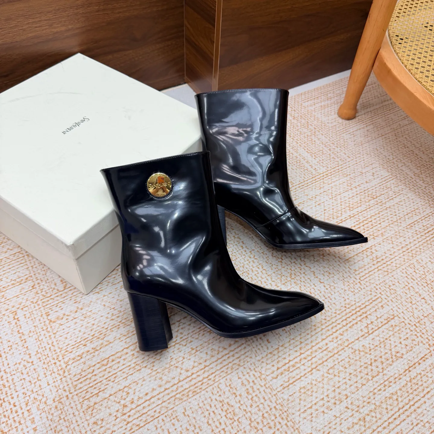 Ботильоны Женские Saint Laurent 18104628