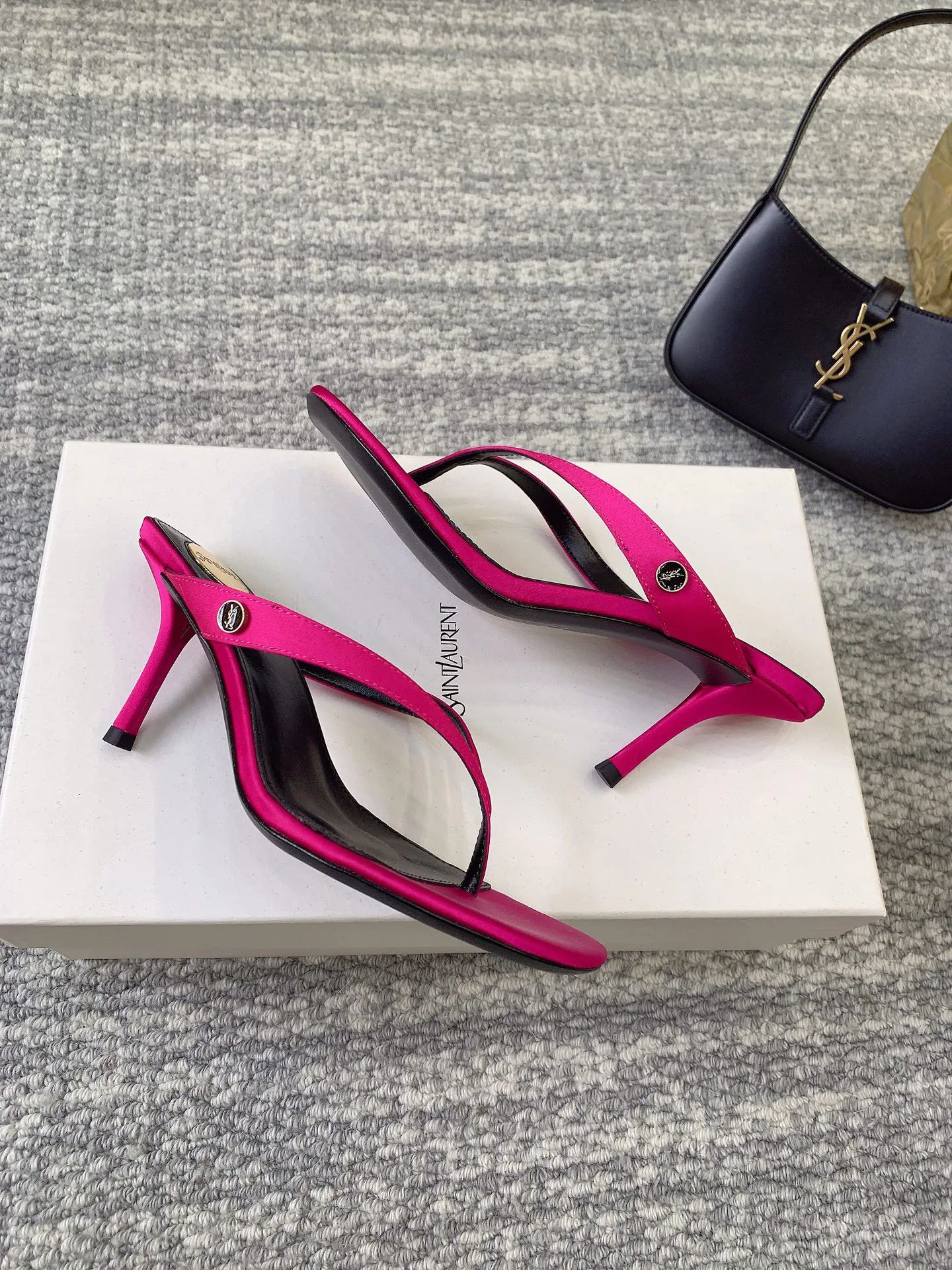 Босоножки Женские Saint Laurent 13229115