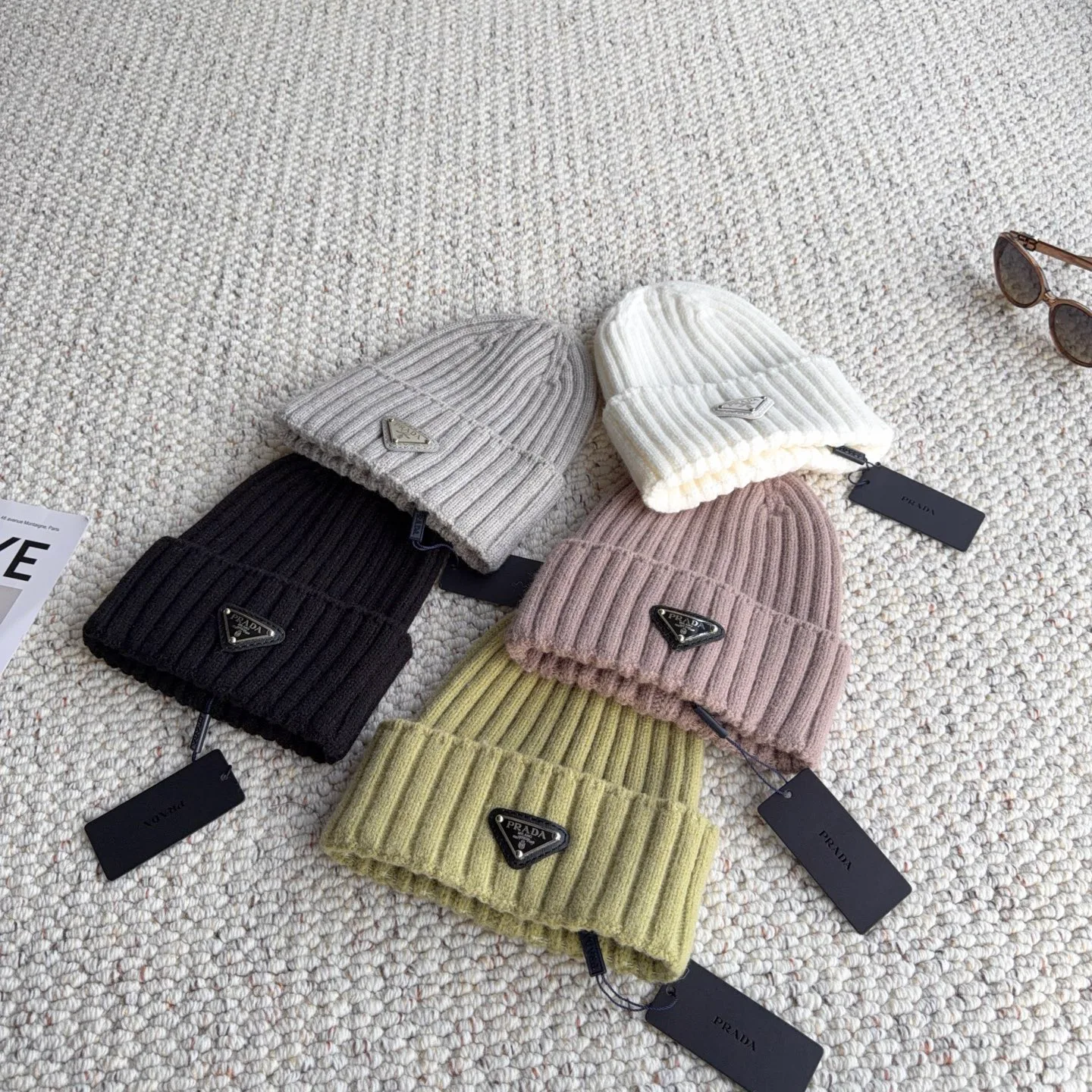 Головные Уборы Prada 18297784