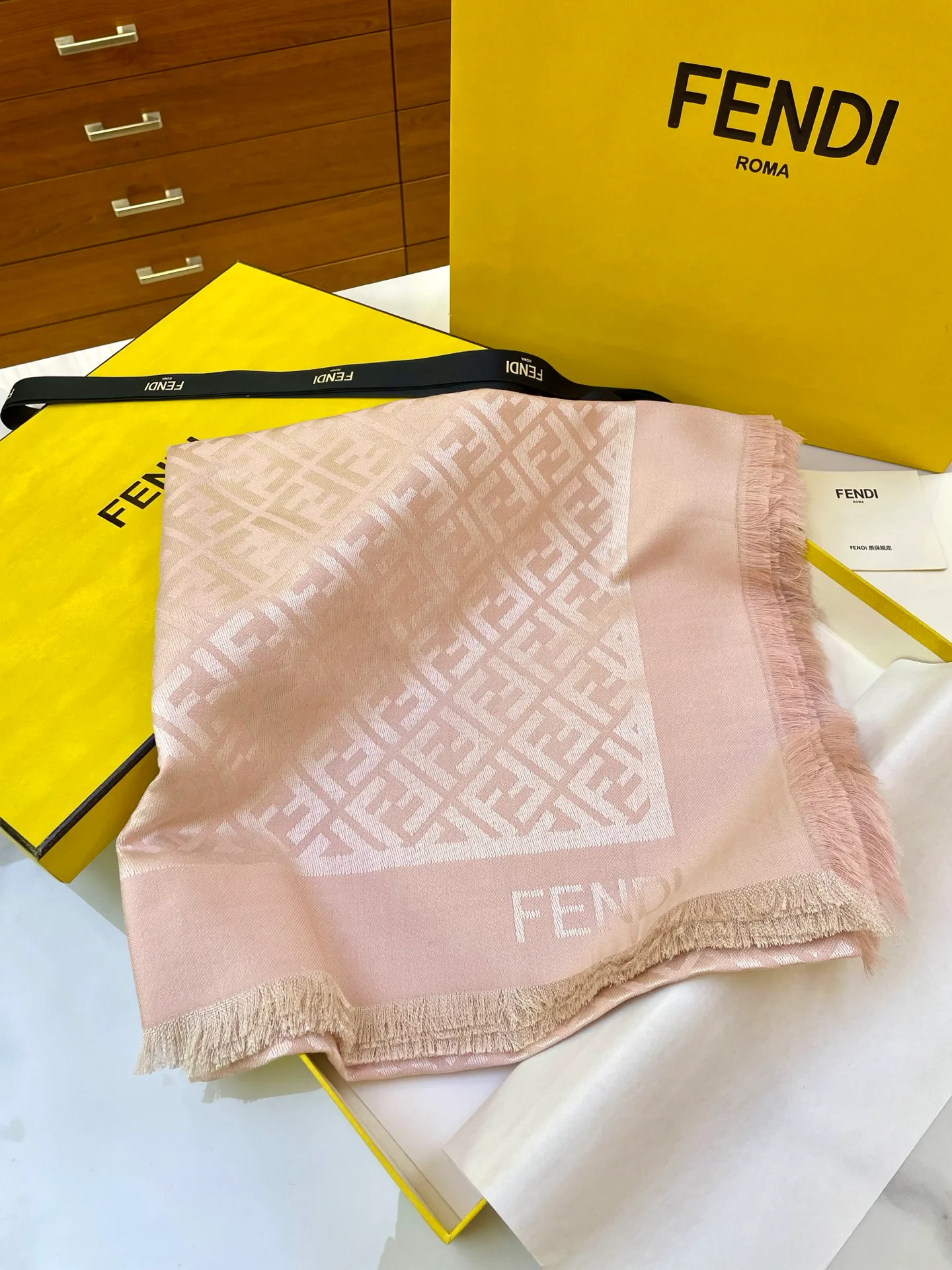 Платки Fendi 1981504