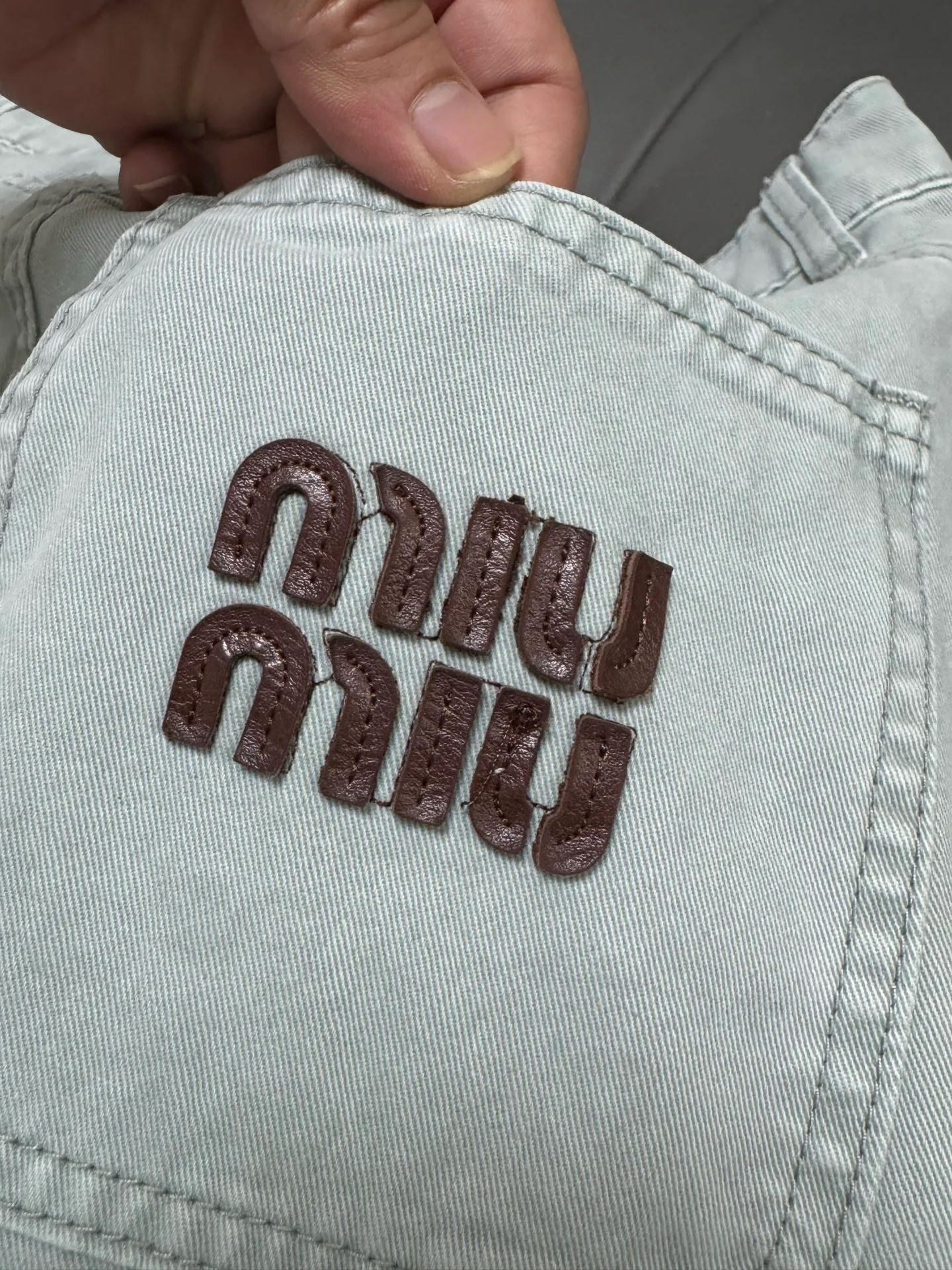 Брюки Женские Miu Miu 18174505