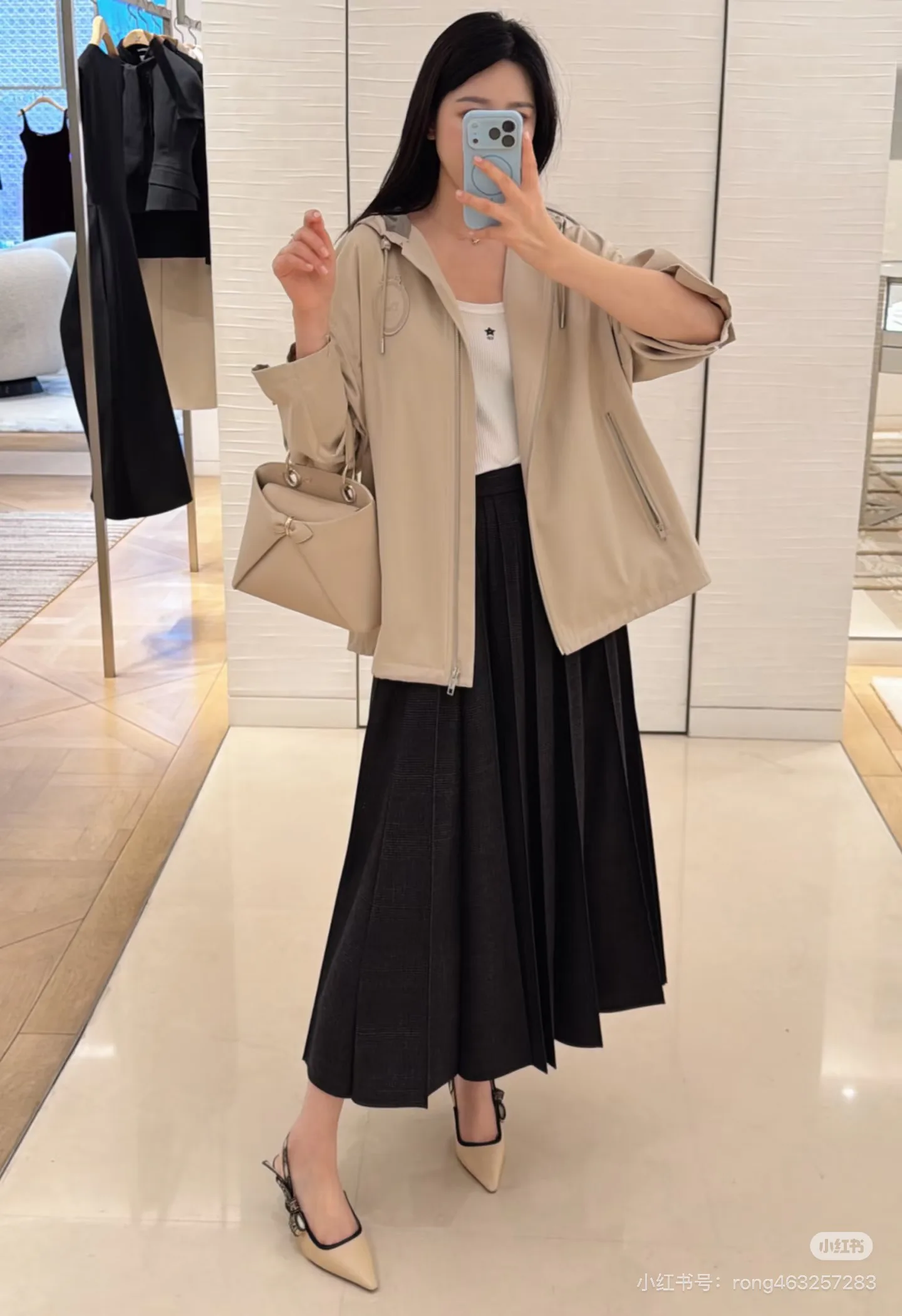 Куртки И Пуховики Женские Christian Dior 12592780