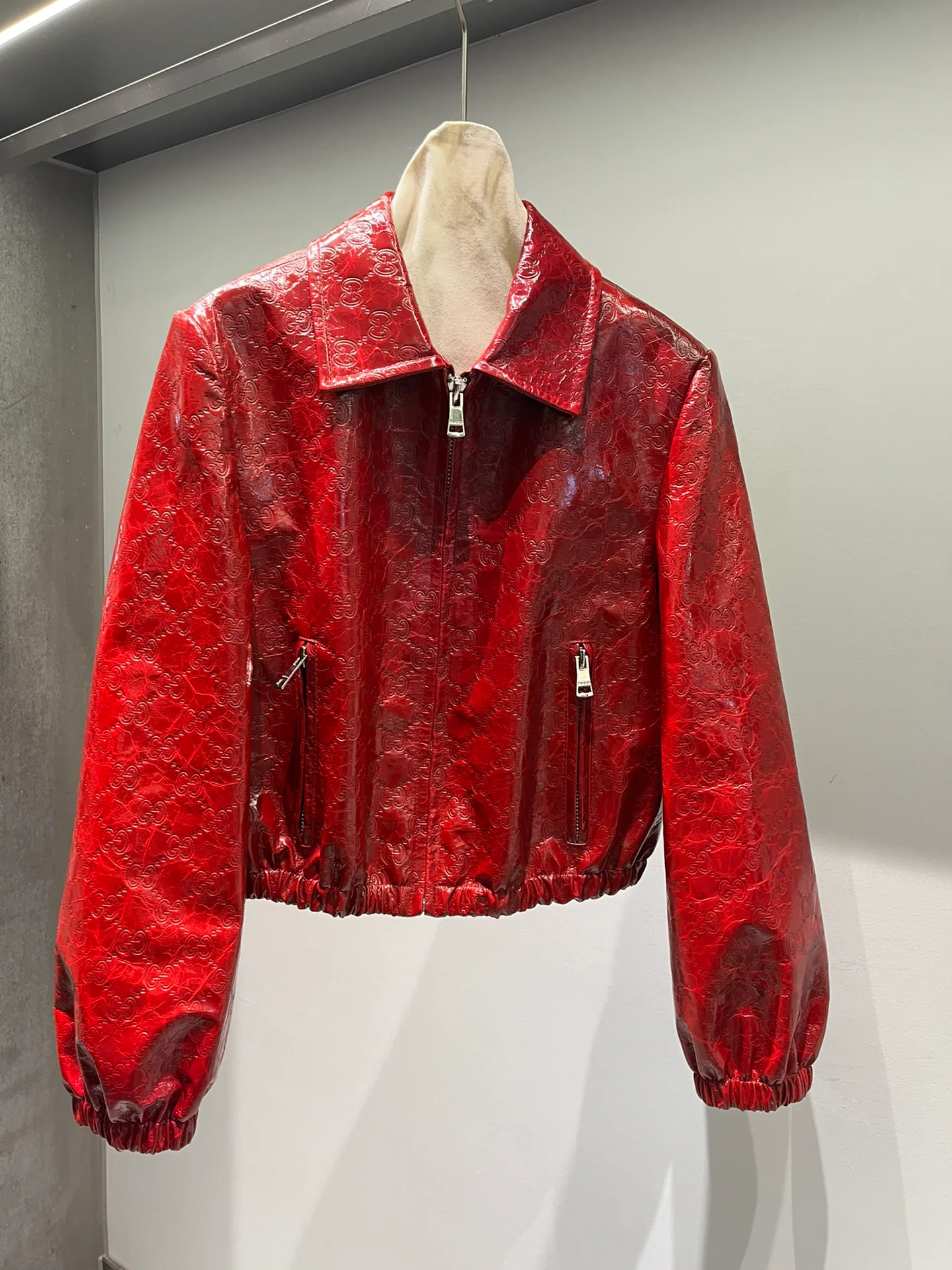 Кожаные Куртки И Дублёнки Женские Gucci 11851455
