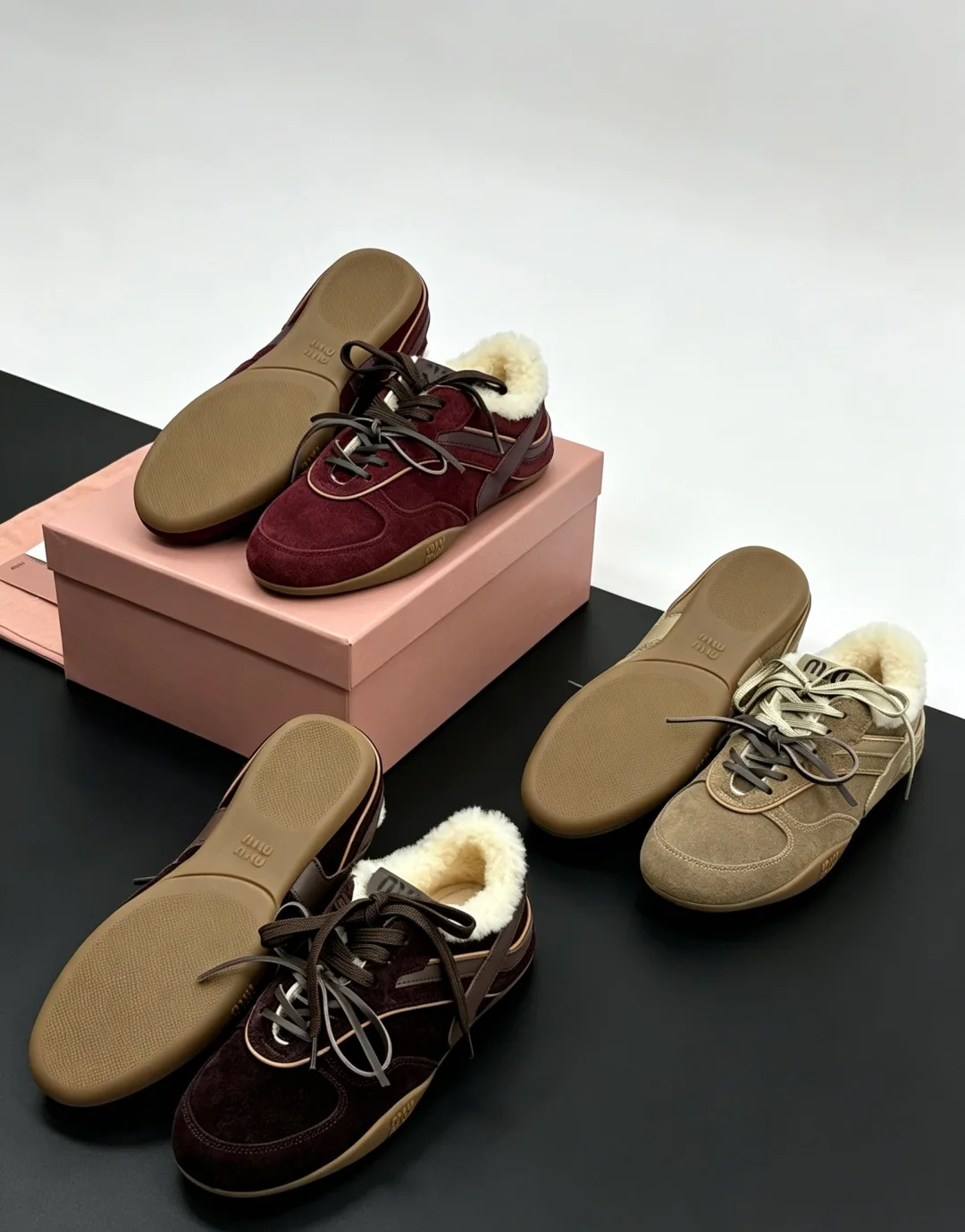 Кроссовки Женские Miu Miu 18223964