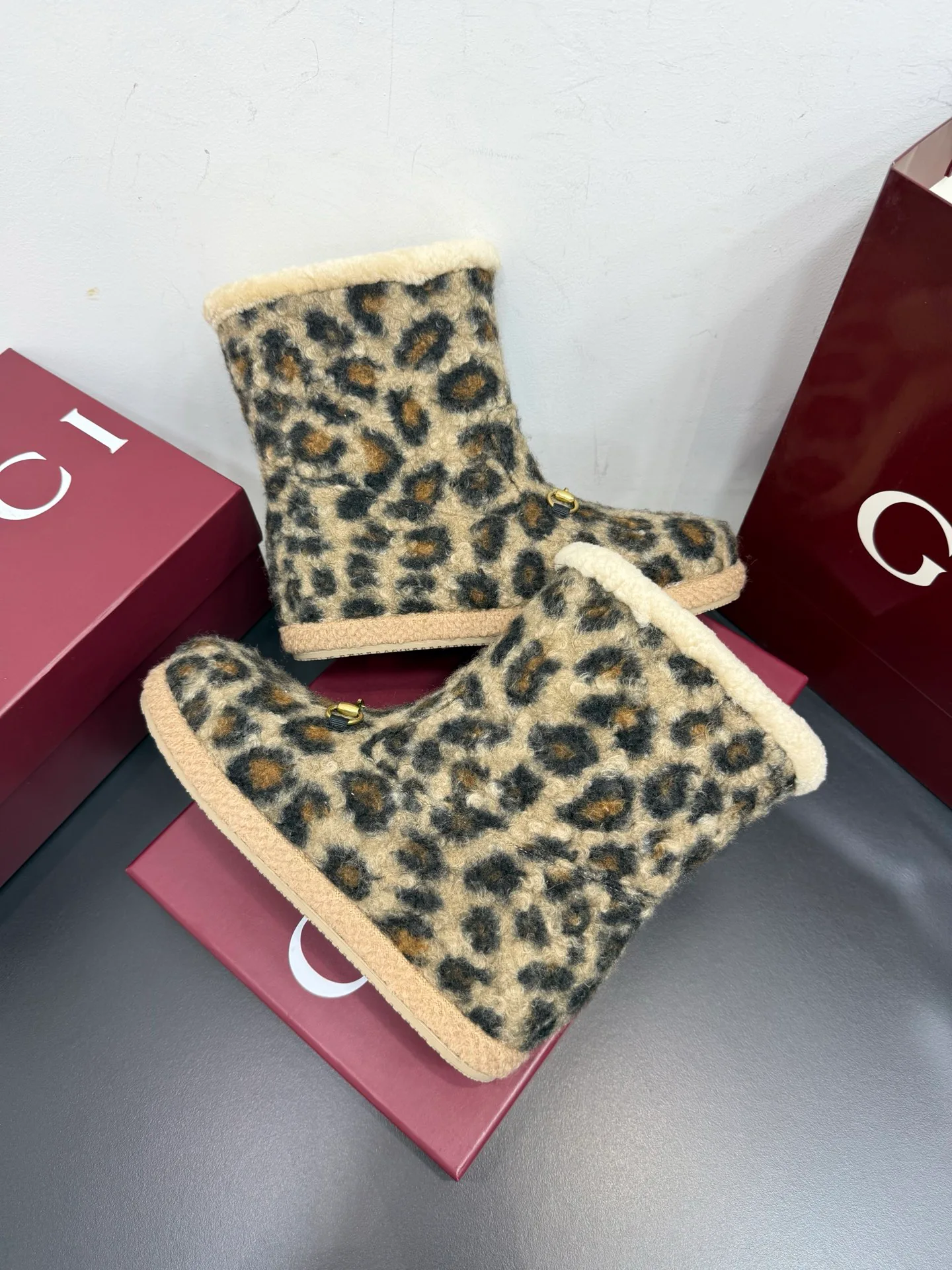 Угги Женские Gucci 18393465