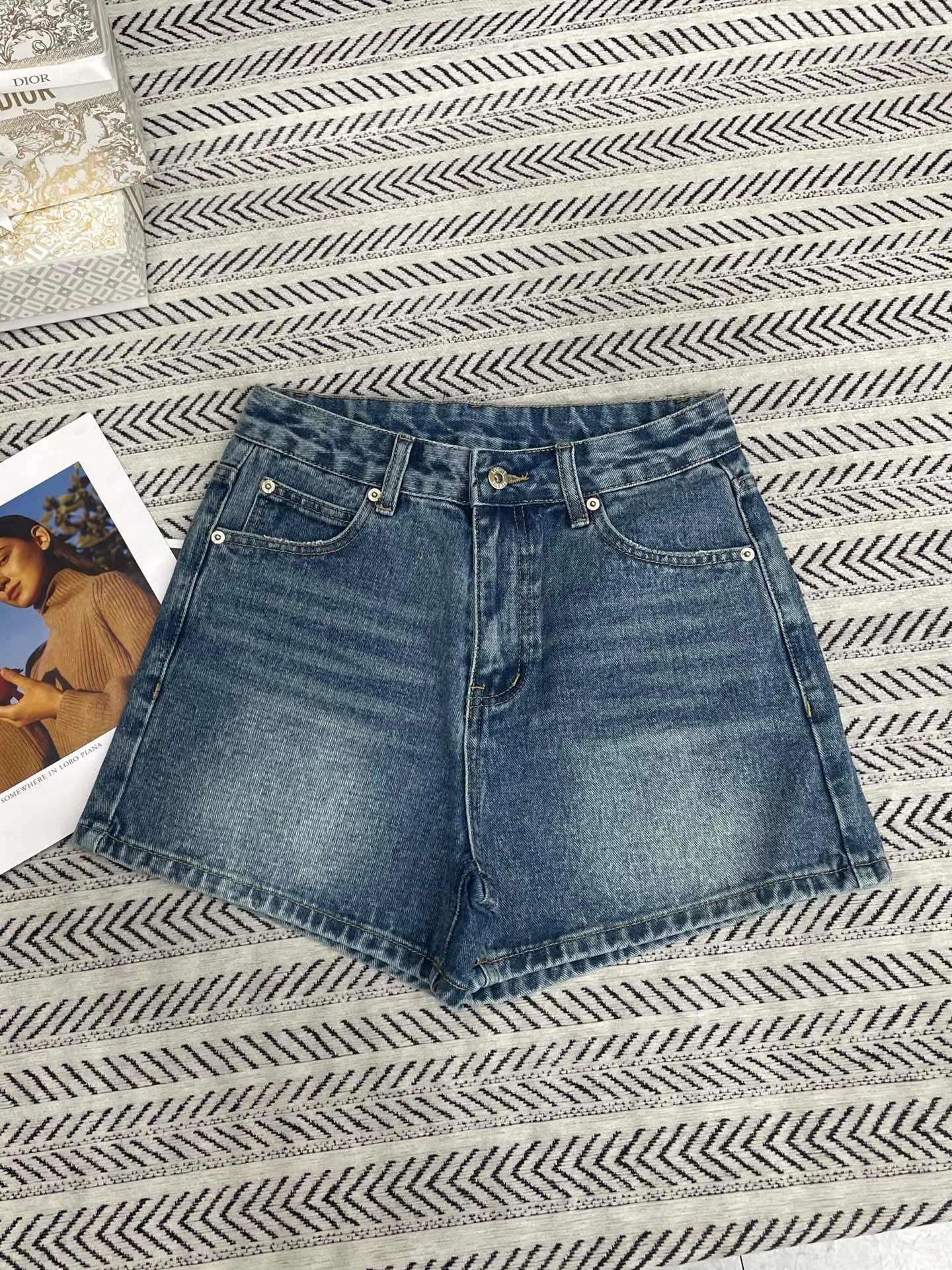 Шорты Женские Loewe 11763864