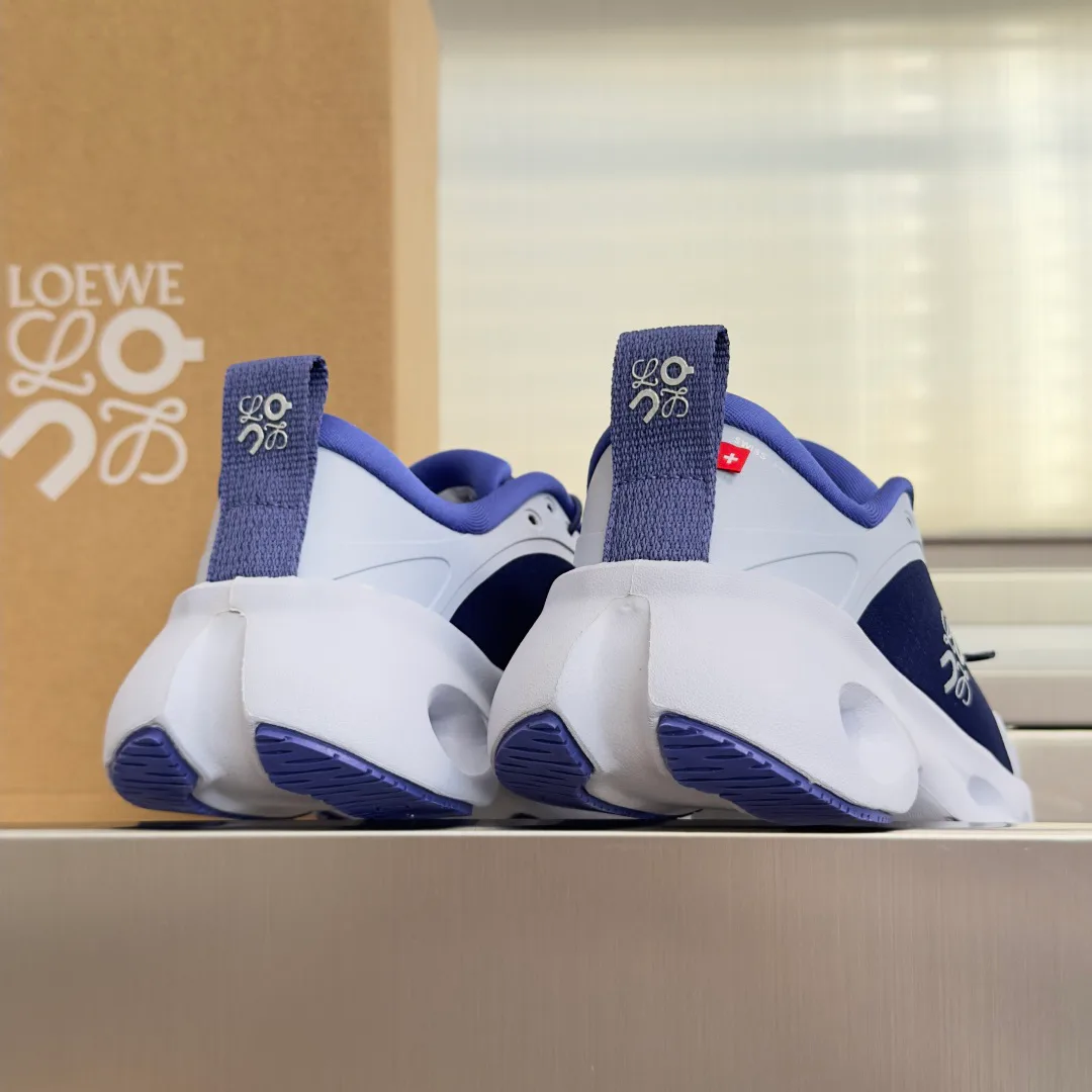 Кроссовки Женские Loewe 18339164