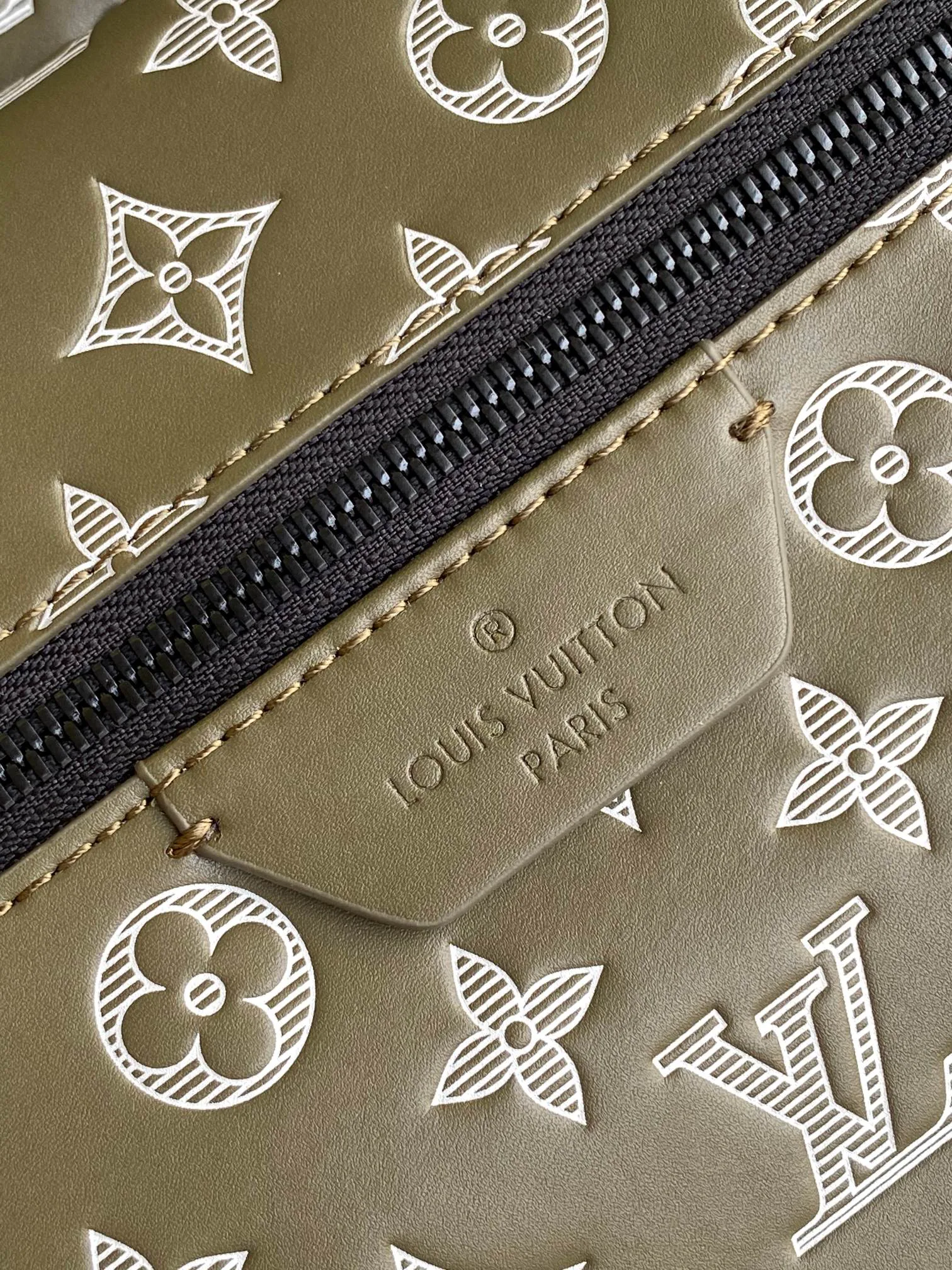 Рюкзаки Женские Louis Vuitton 13435262