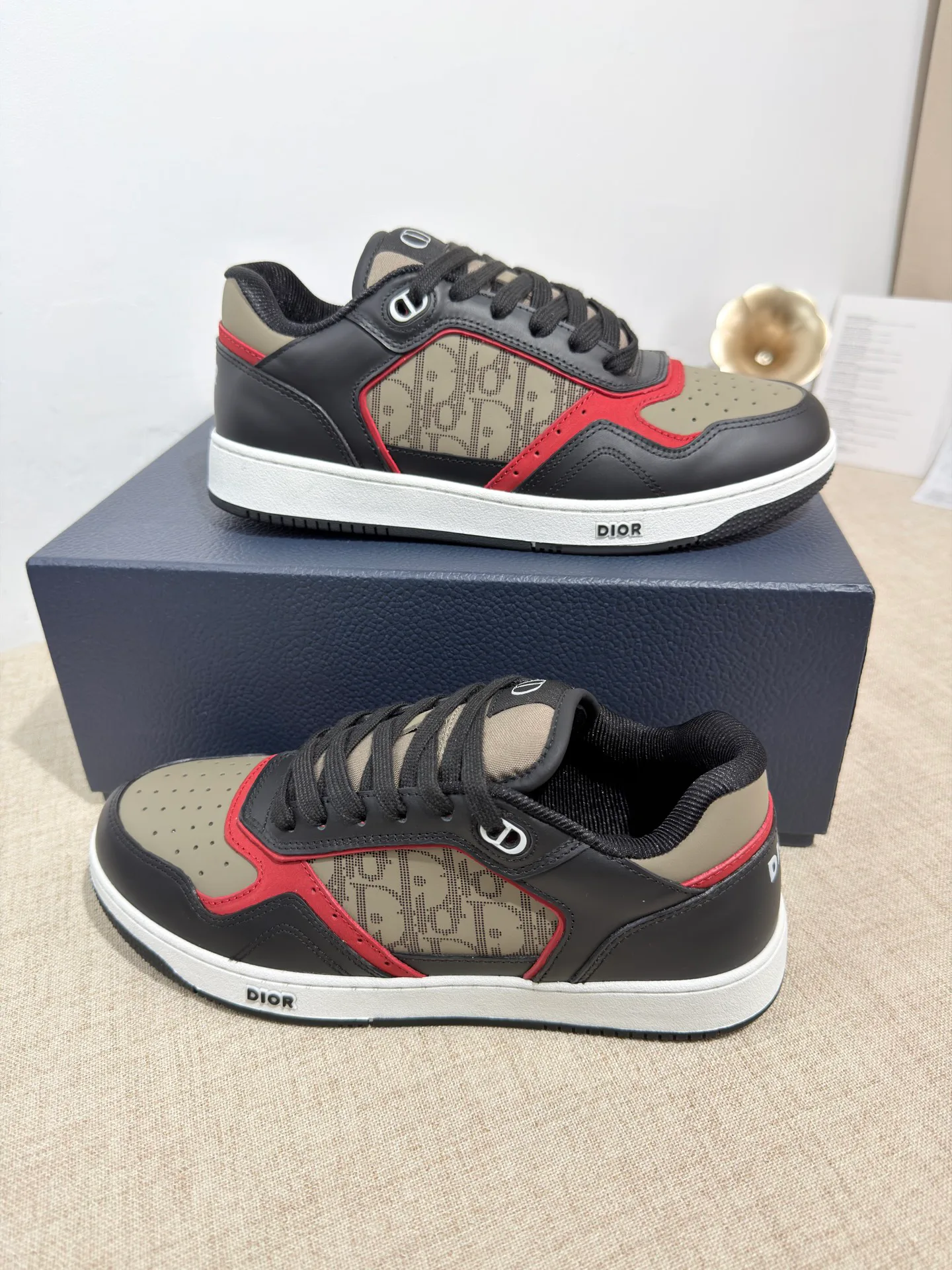 Кроссовки Женские Christian Dior 11456076