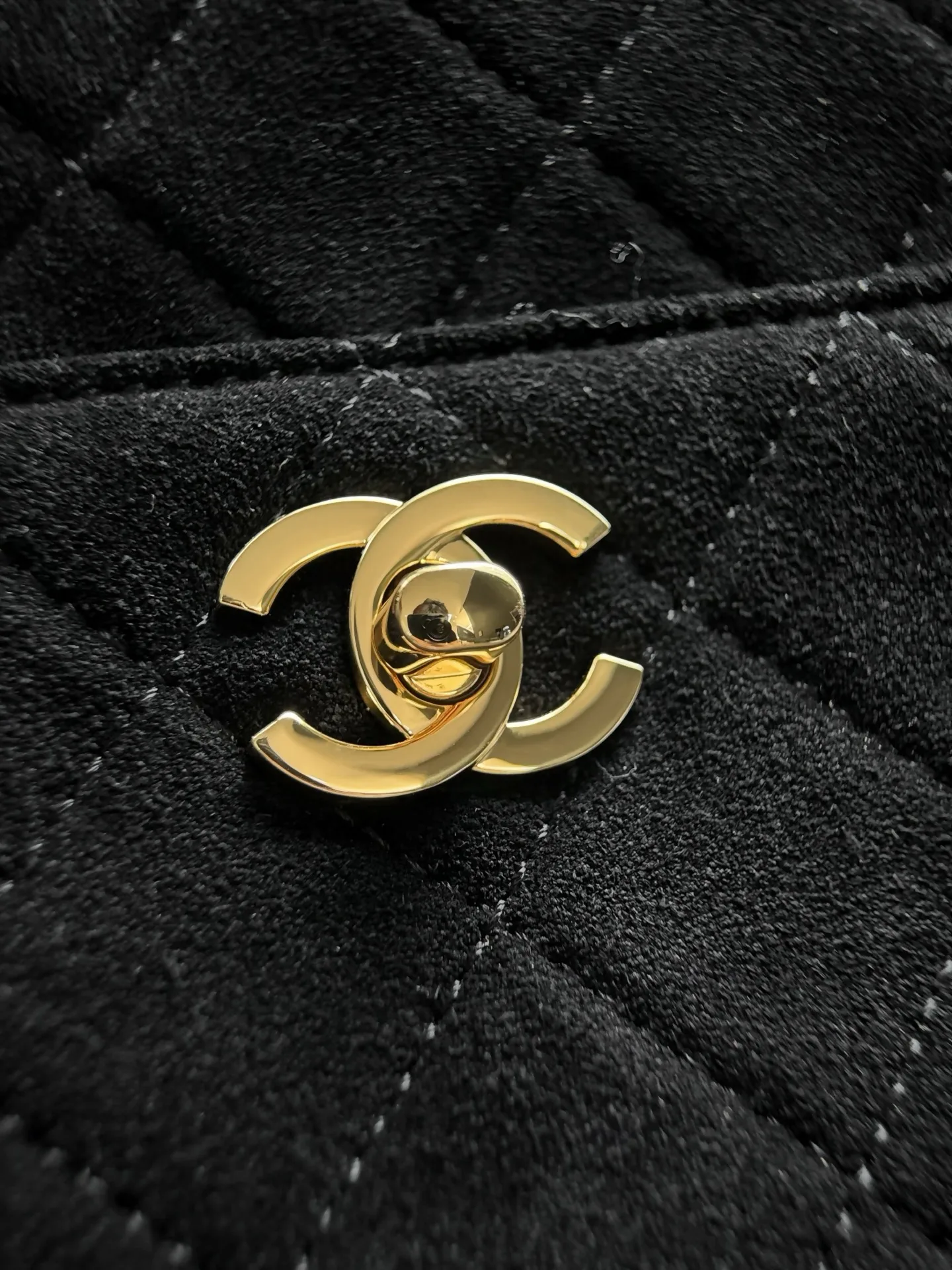 Классические Сумки Женские Chanel 18147997